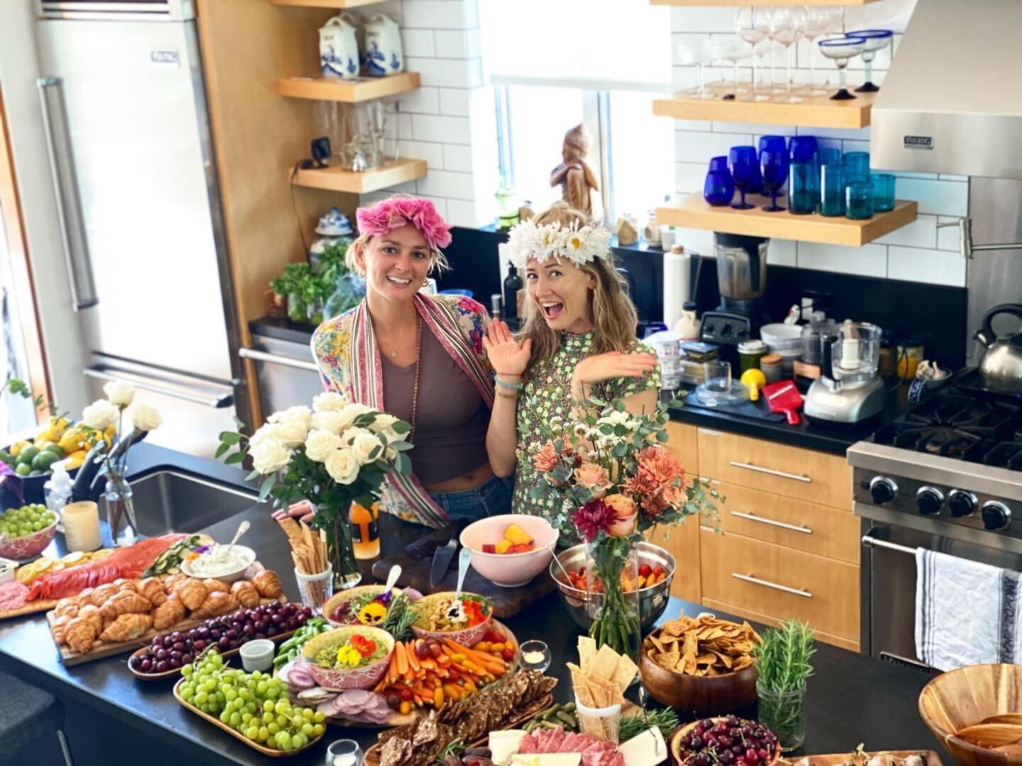 Such a fun day creating this delicious spread with @greenshaker for a flower powder birthday brunch 🌸