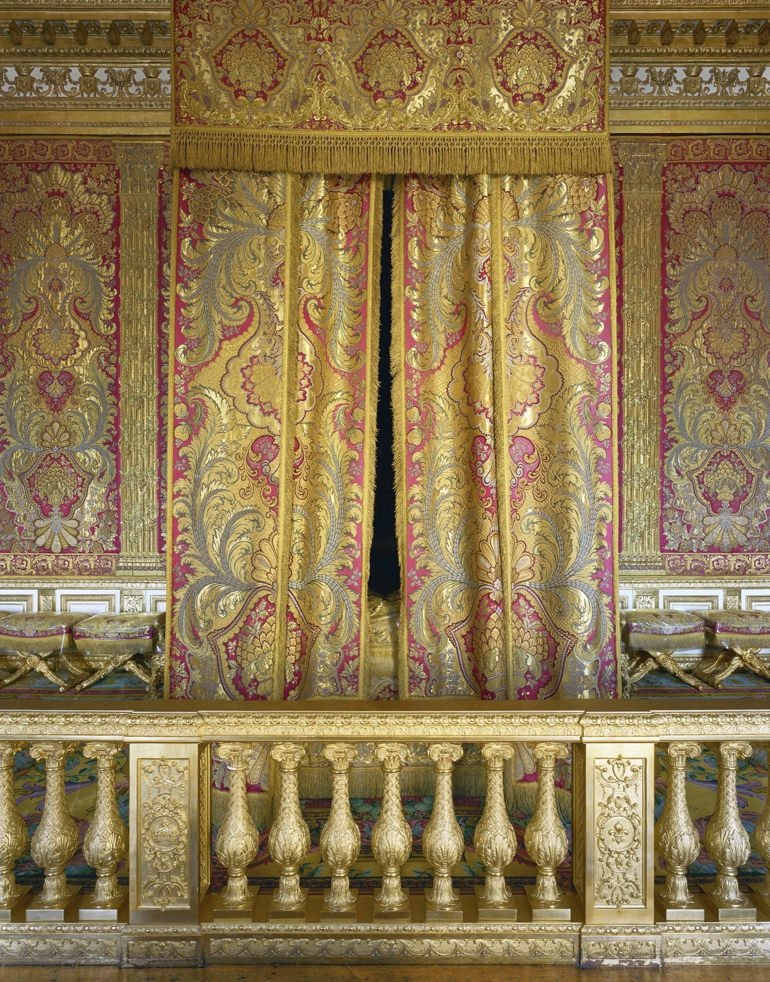 DL_VersaillesKing(8x10).jpg
