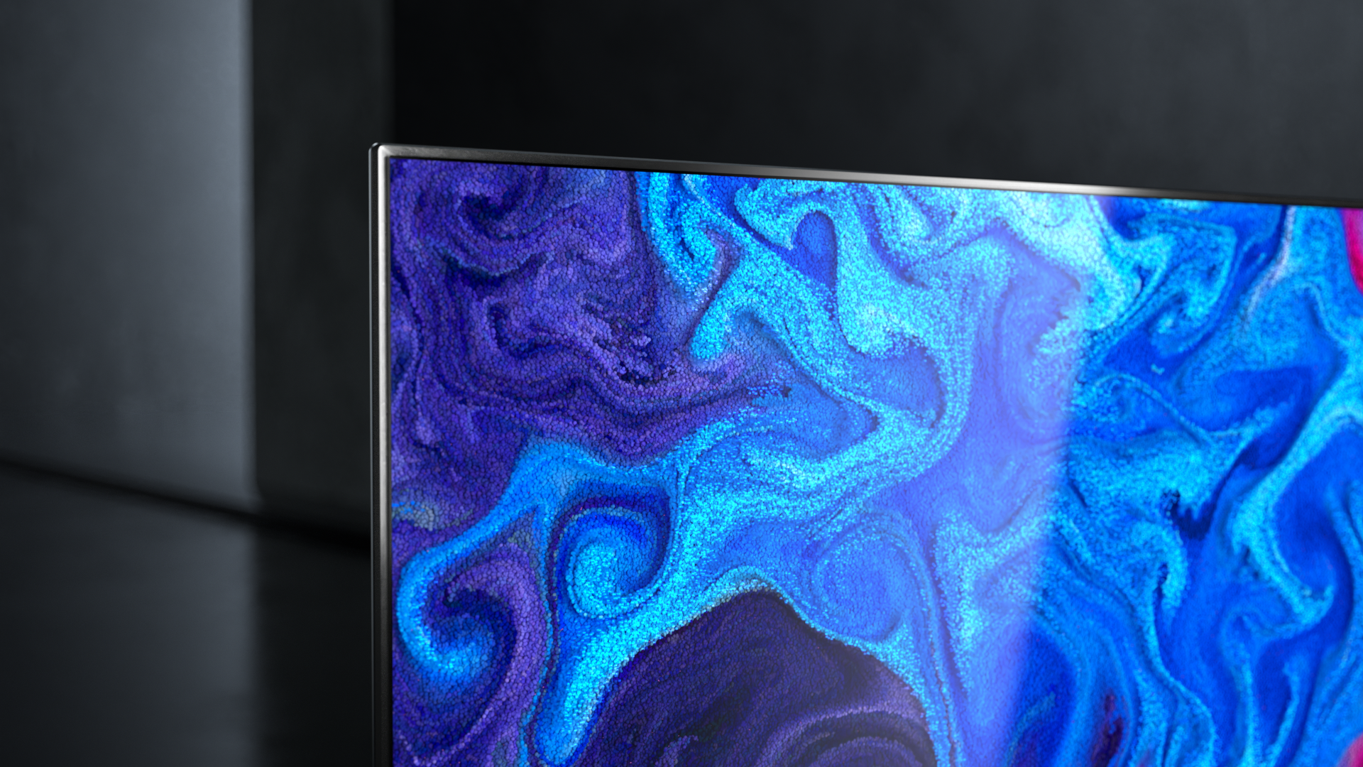 U8G - Top Corner Bezel.PNG