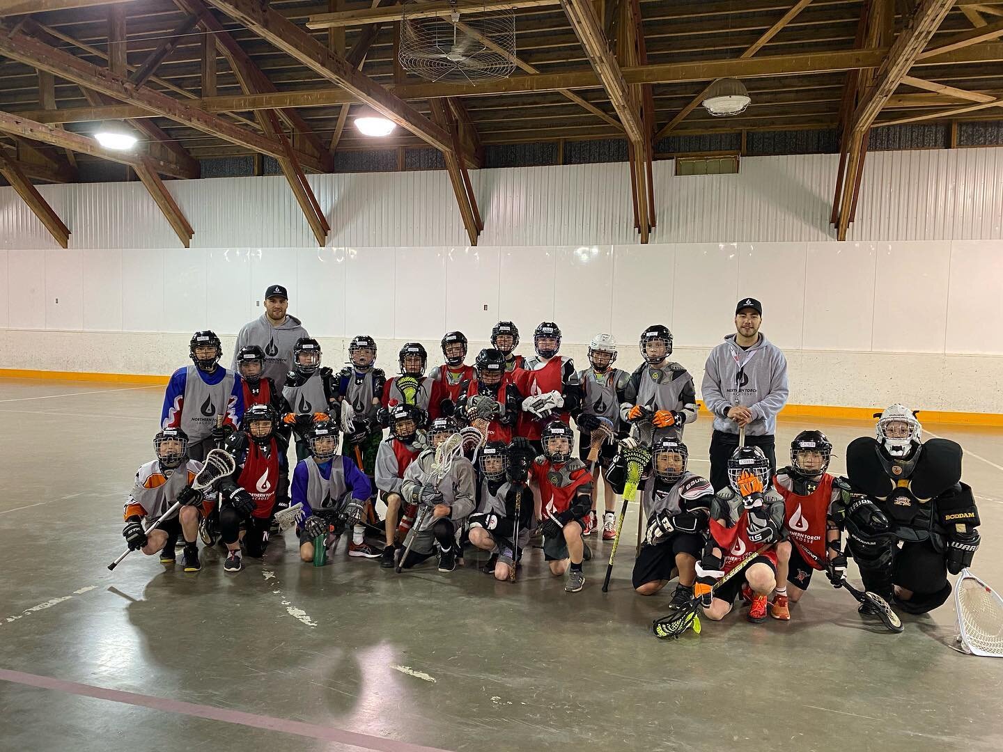 First off thanks to Kilsyth Arena for hosting us this weekend! Pictured here is our our U11 group. They were full of energy, eager to learn and improved with every session. We hope to see you all again soon. #PassTheTorch