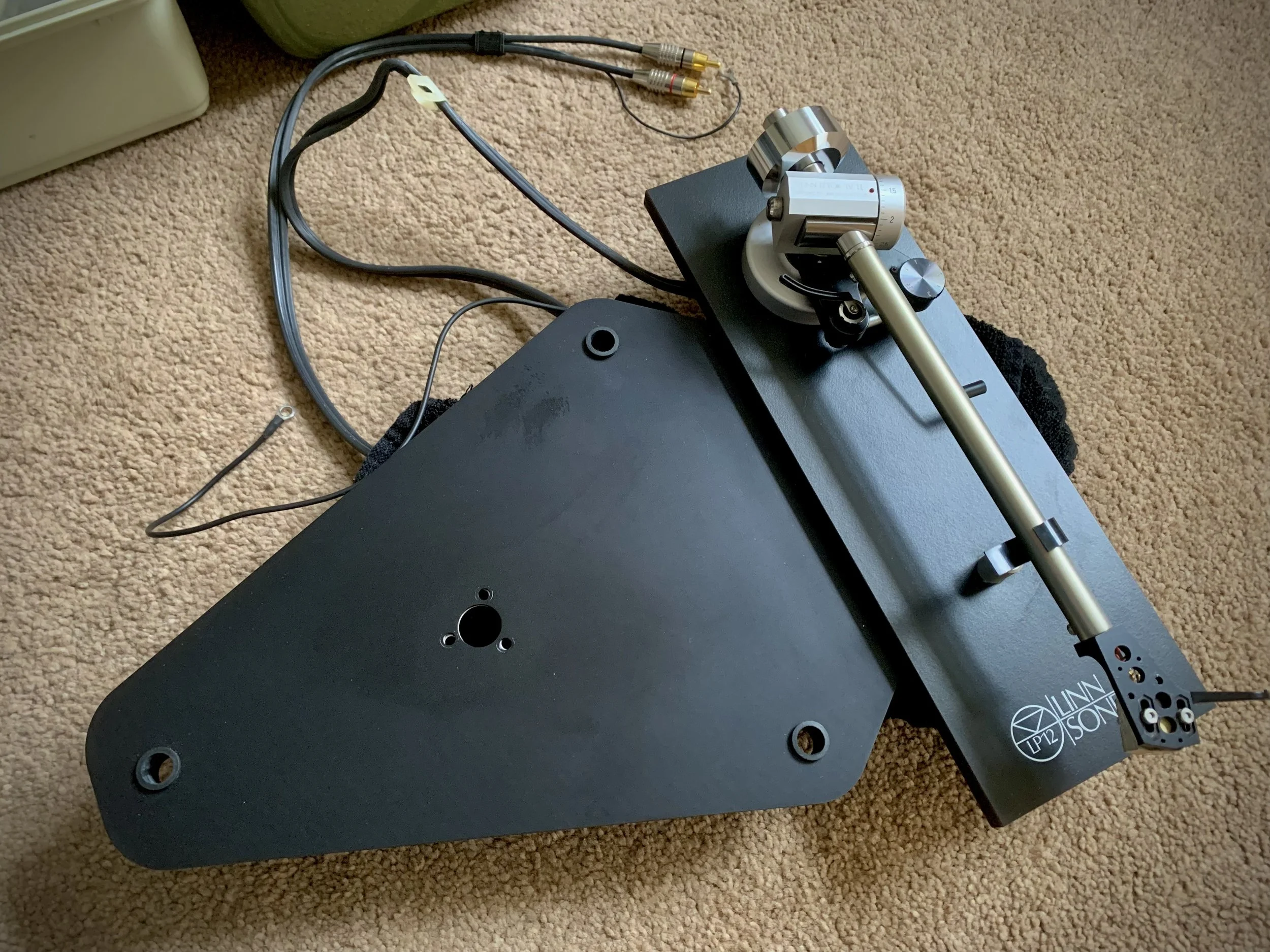 Upgrade from Linn Cirkus to Linn Karousel bearing.