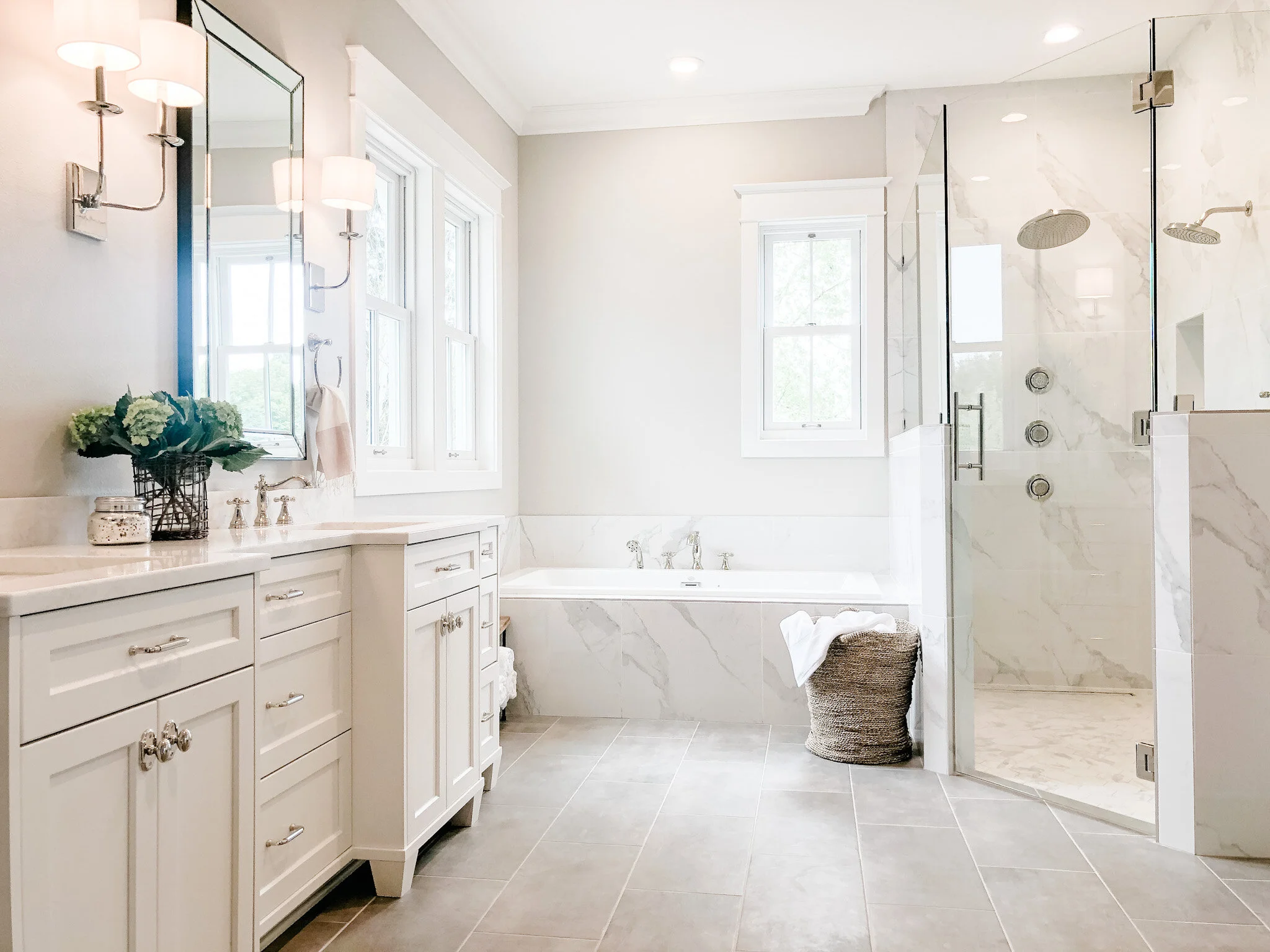 Sleek and minimal bathroom with tub and shower in a custom home built by Fridley Homes in Salem, Oregon..JPG