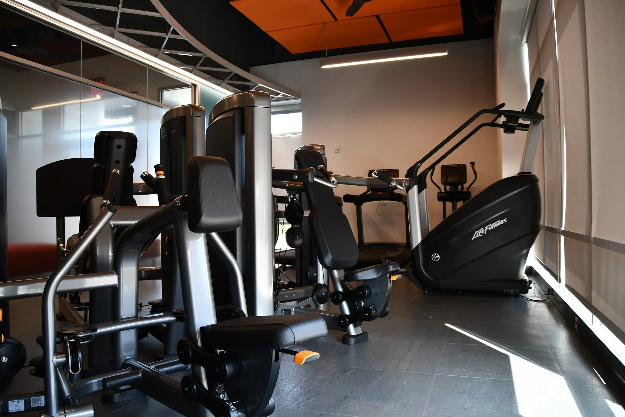Interior 3.jpg