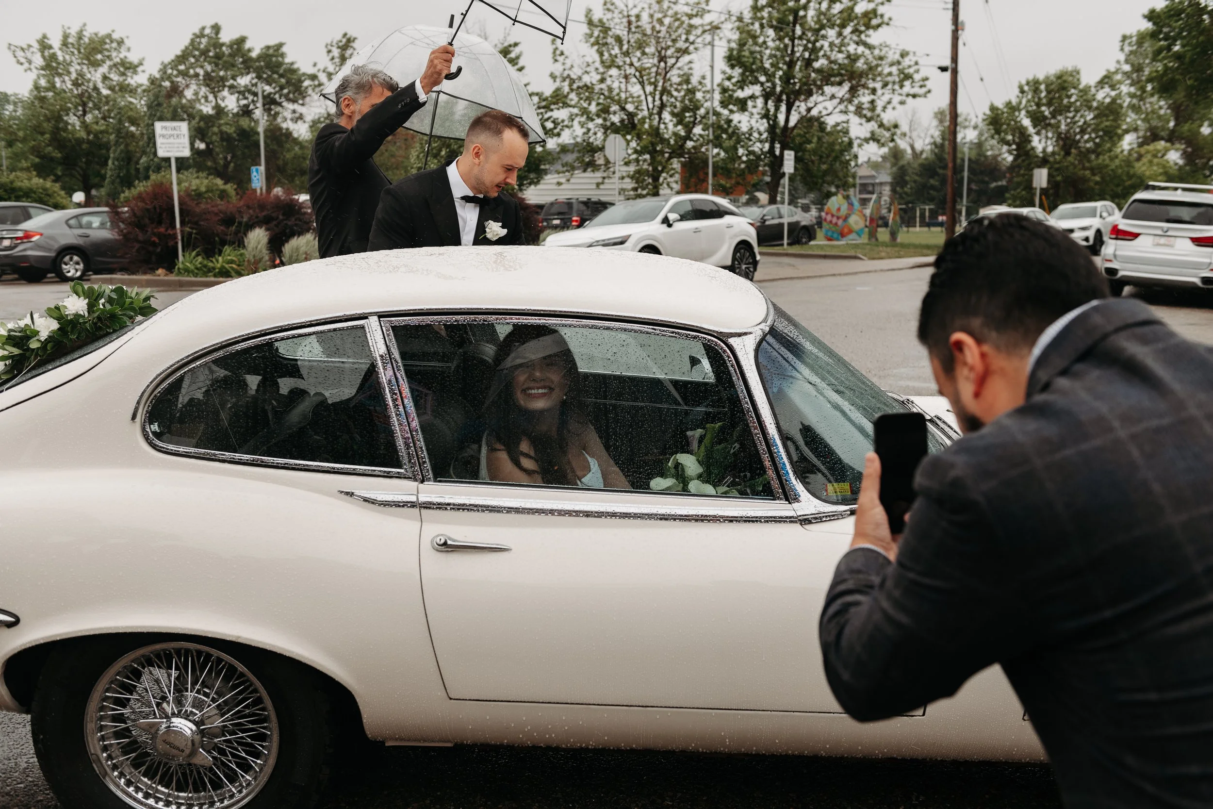 What Happens If It Rains On Your Wedding Day?