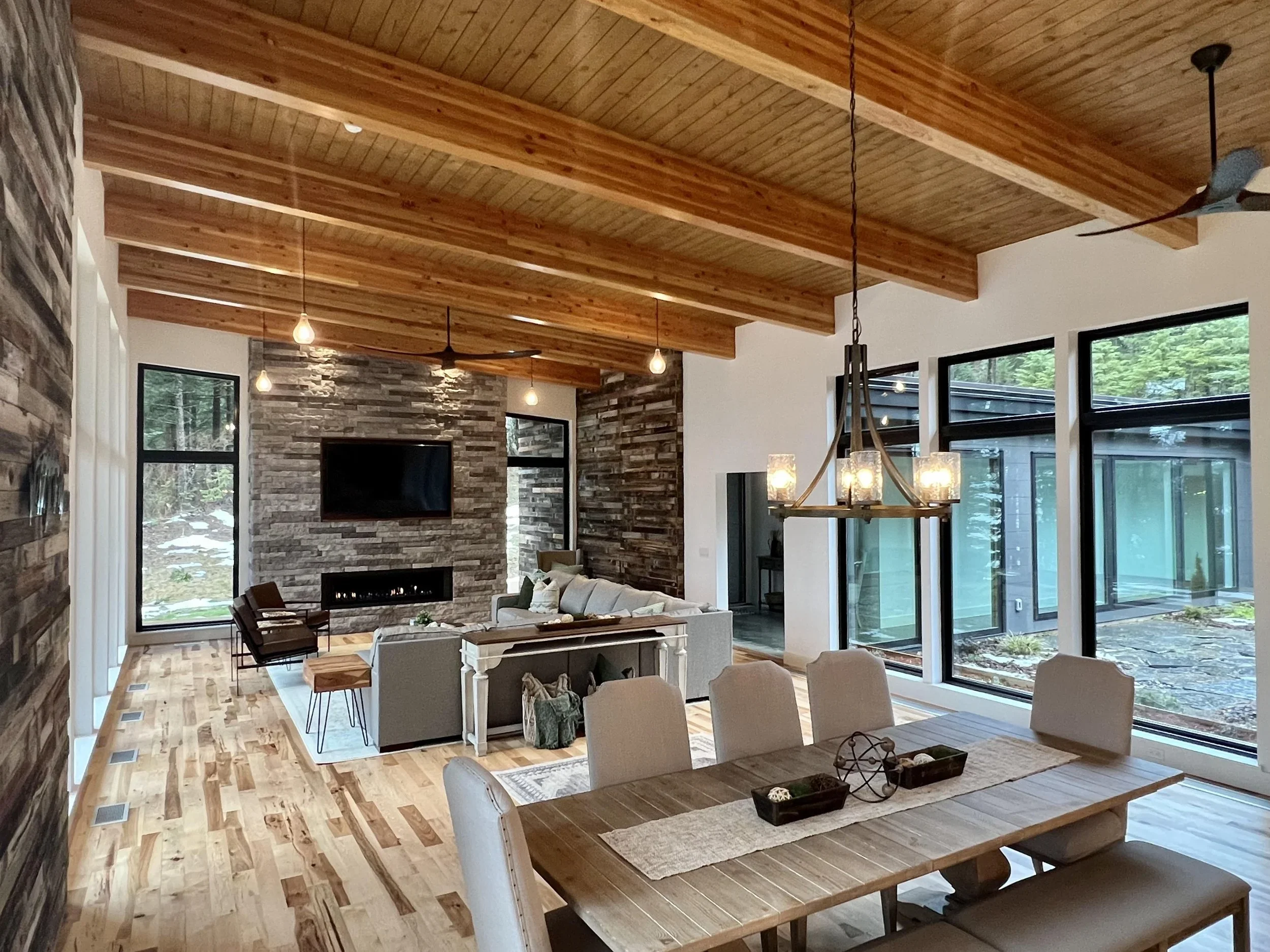 Hiring a Design-Build Firm vs. an Architect