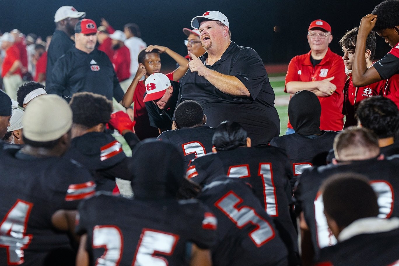 Full game replay available on the @clearlifemedia YouTube 

@hitchcockisdathletics vs Columbus