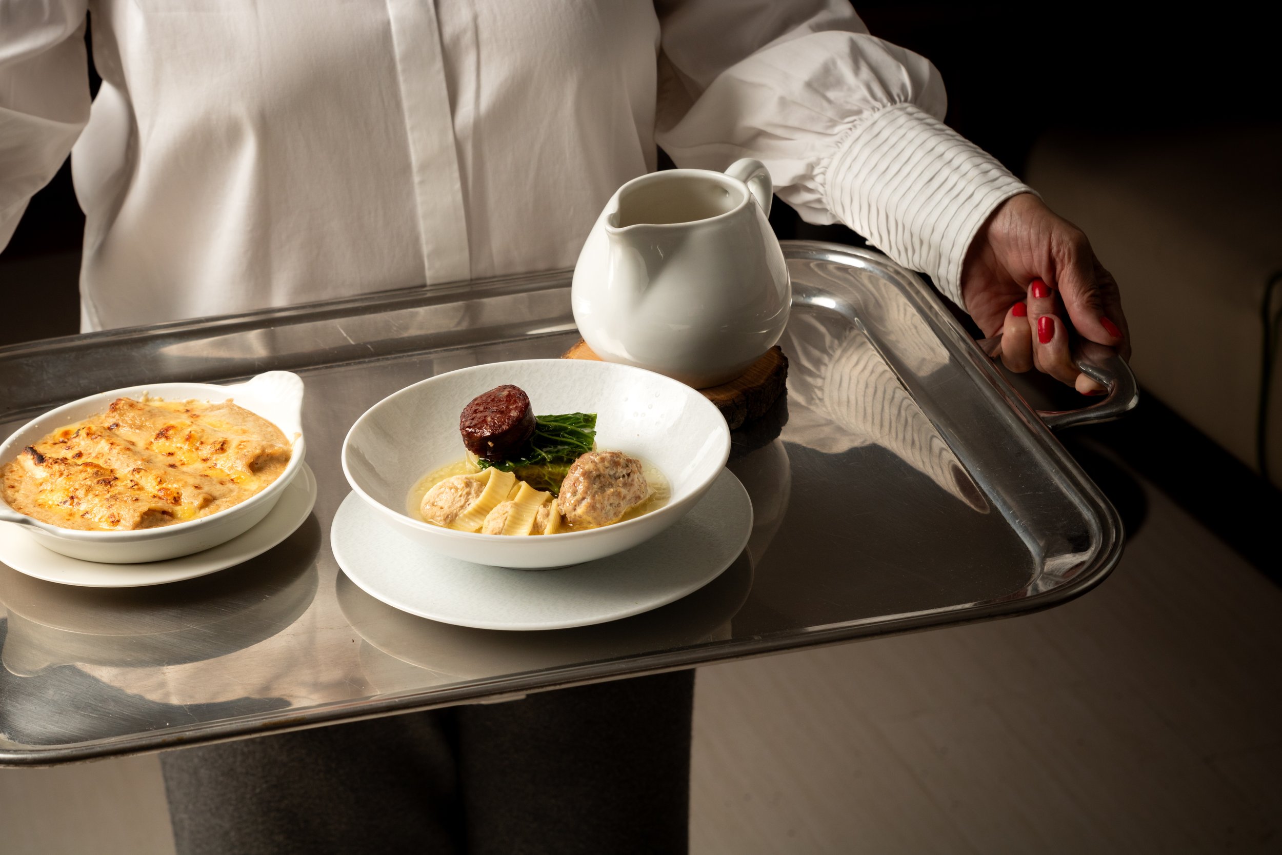 entrants - canelons de rostit, i escudella i carn d'olla