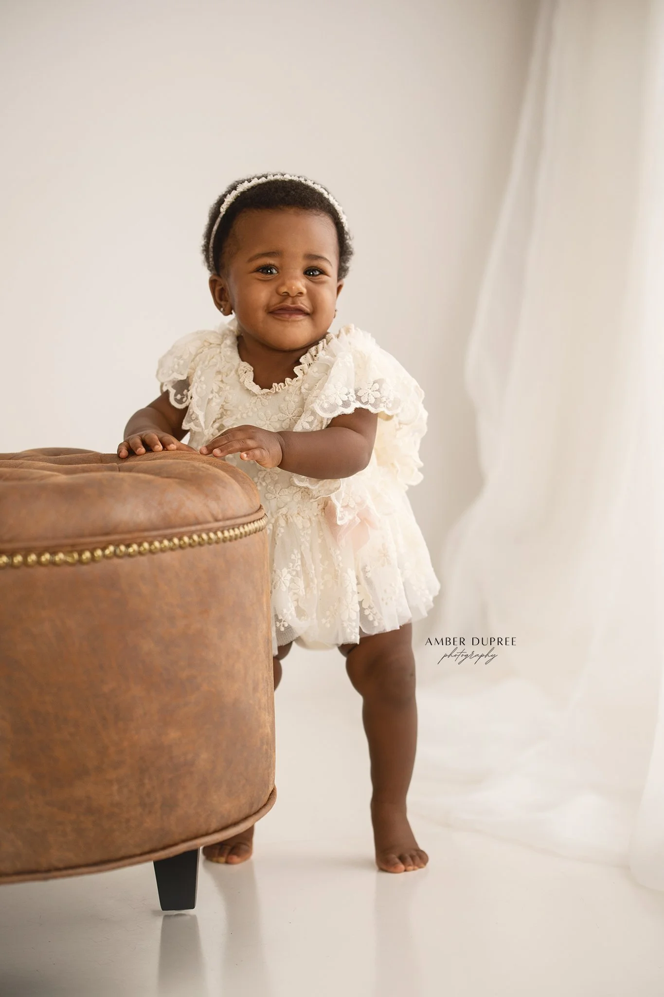 Nashville newborn photographer, newborn photography Nashville TN, luxury newborn photographer Nashville, newborn photography pricing Nashville, newborn photography packages Nashville, baby photographer Nashville