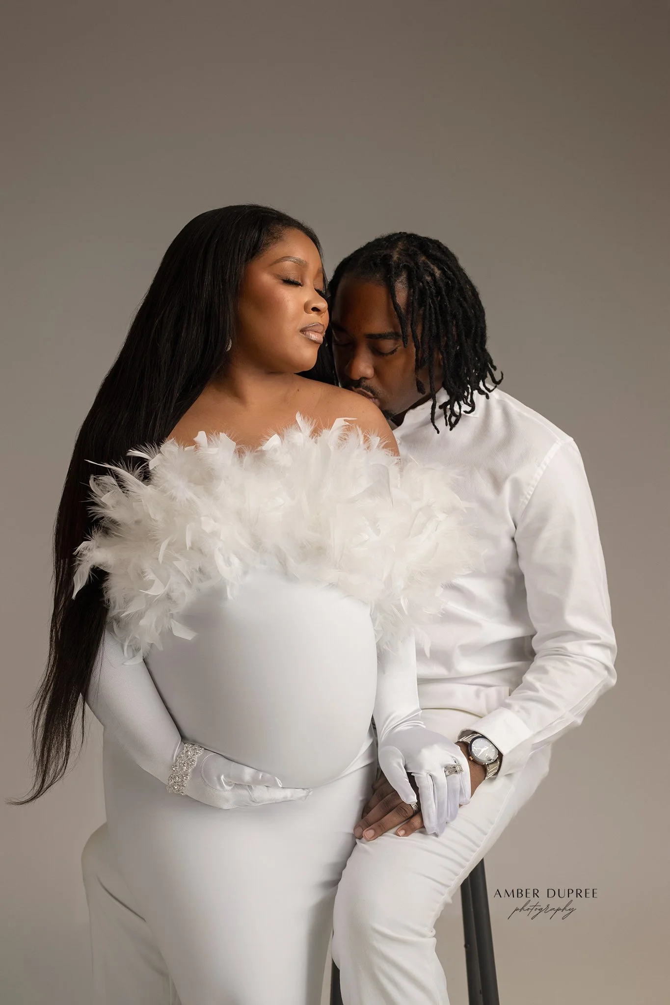 couples maternity posing in nashville maternity photographer studio