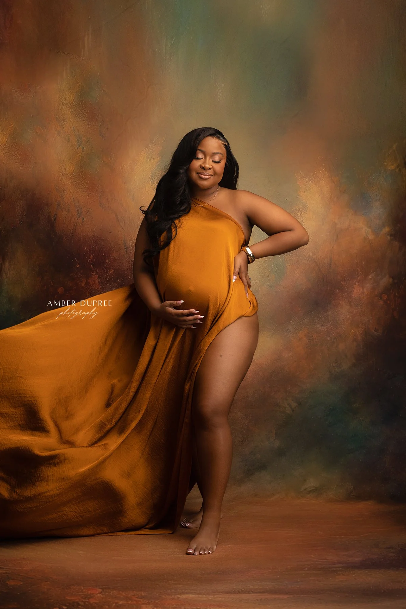 gold nashville maternity photoshoot