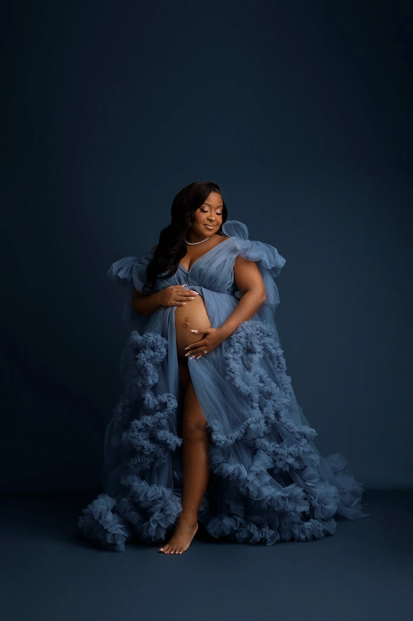 nashville maternity studio photoshoot in blue dress