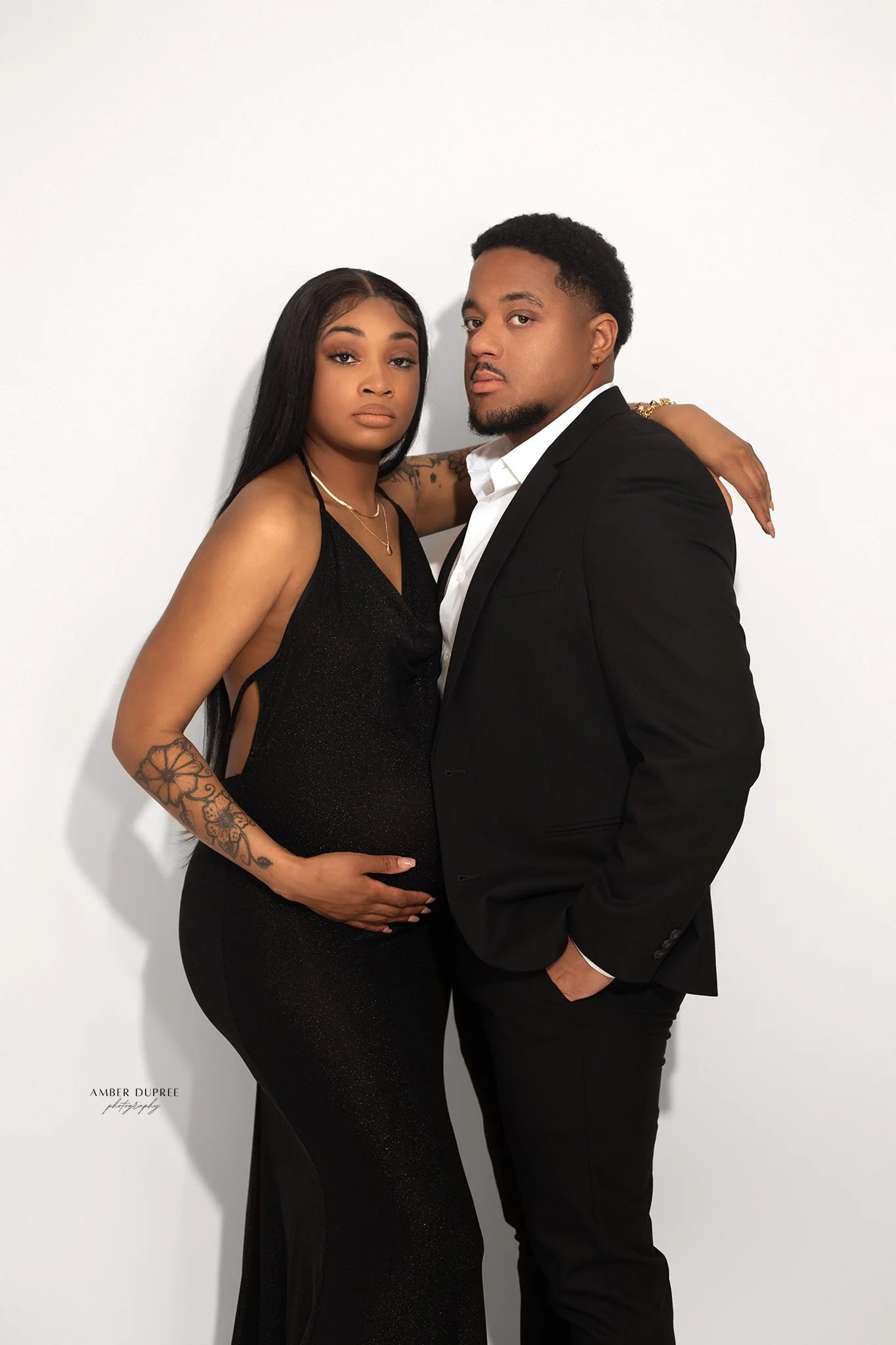 What If I Don’t Know How to Pose for Maternity Photos?