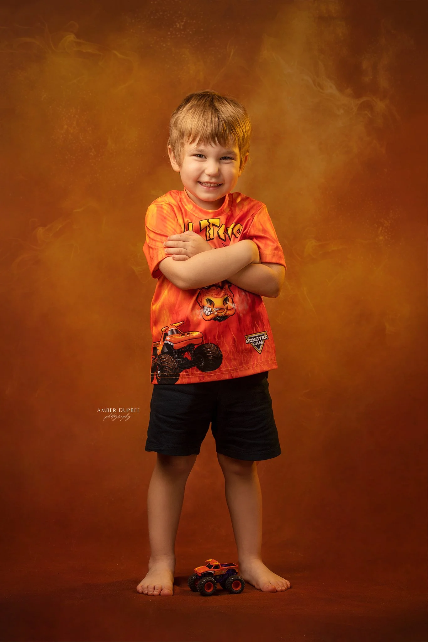 nashville photographer; nashville milestone photographer; photographer nashville; milestone photographer nashville; fine art photographer; fine art photography; toddler fine art photography; toddler photos; toddler photoshoot; antique photoshoot; vin