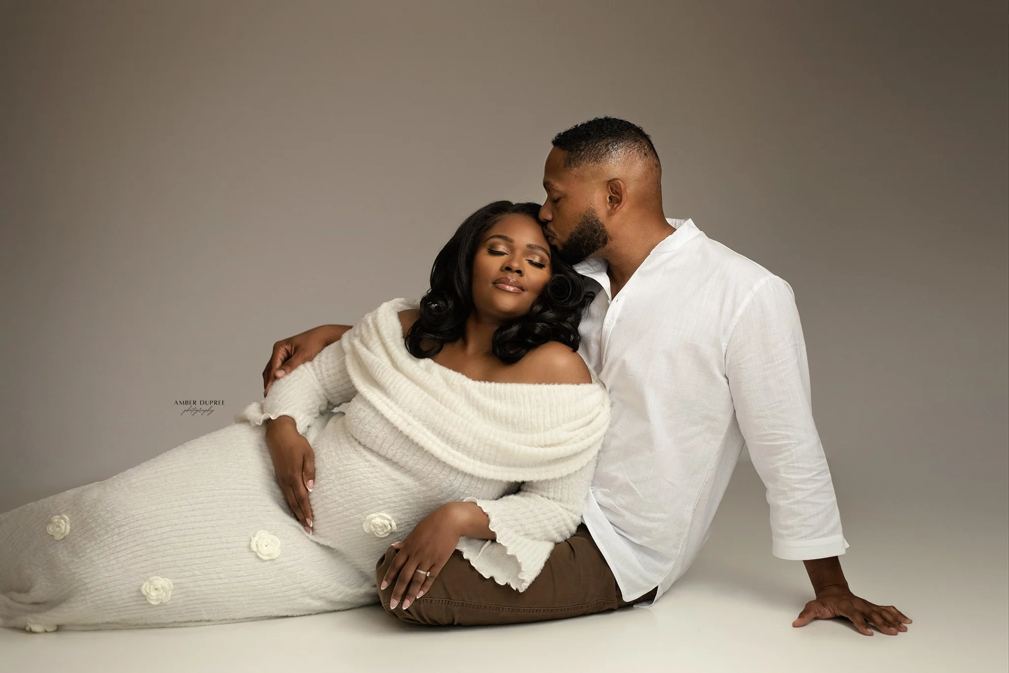 Nashville maternity photographer, luxury maternity photographer Nashville, maternity photography Nashville TN, maternity portraits Nashville, maternity photos Nashville, Nashville newborn photographer, newborn photography Nashville TN