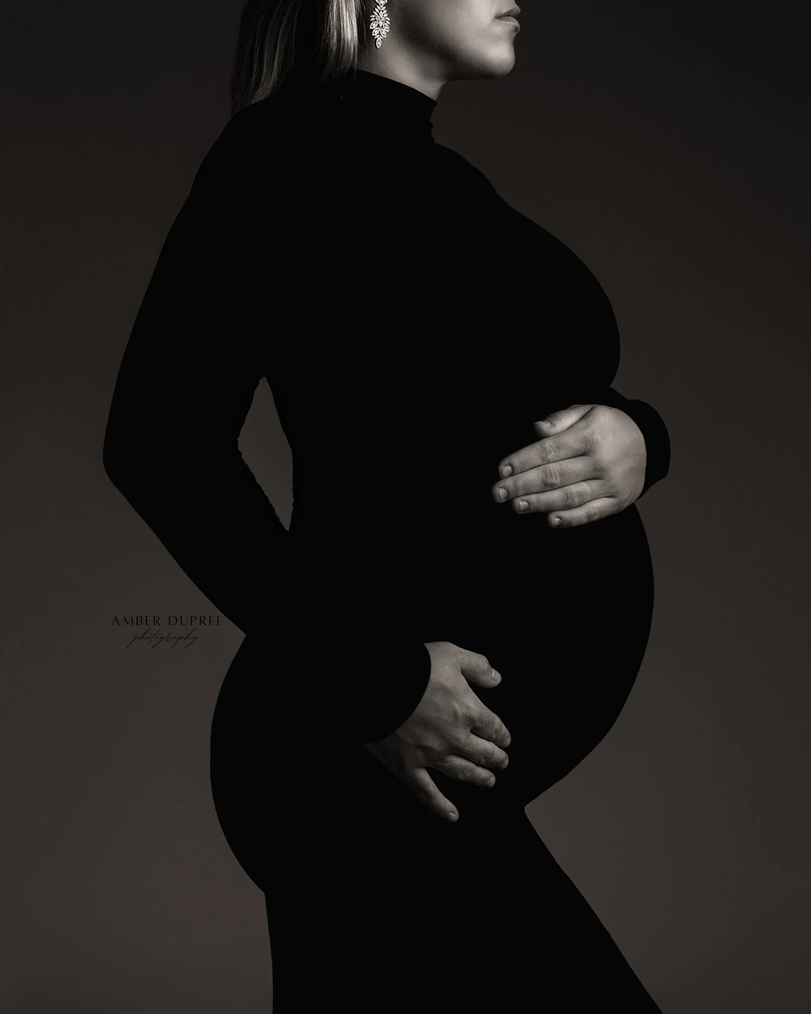 Nashville maternity photographer, newborn photography nashville, newborn pics near me, maternity photographer near me, nashville, maternity photographers nashville, nashville maternity photographer, maternity photographer nashville, indoor maternity