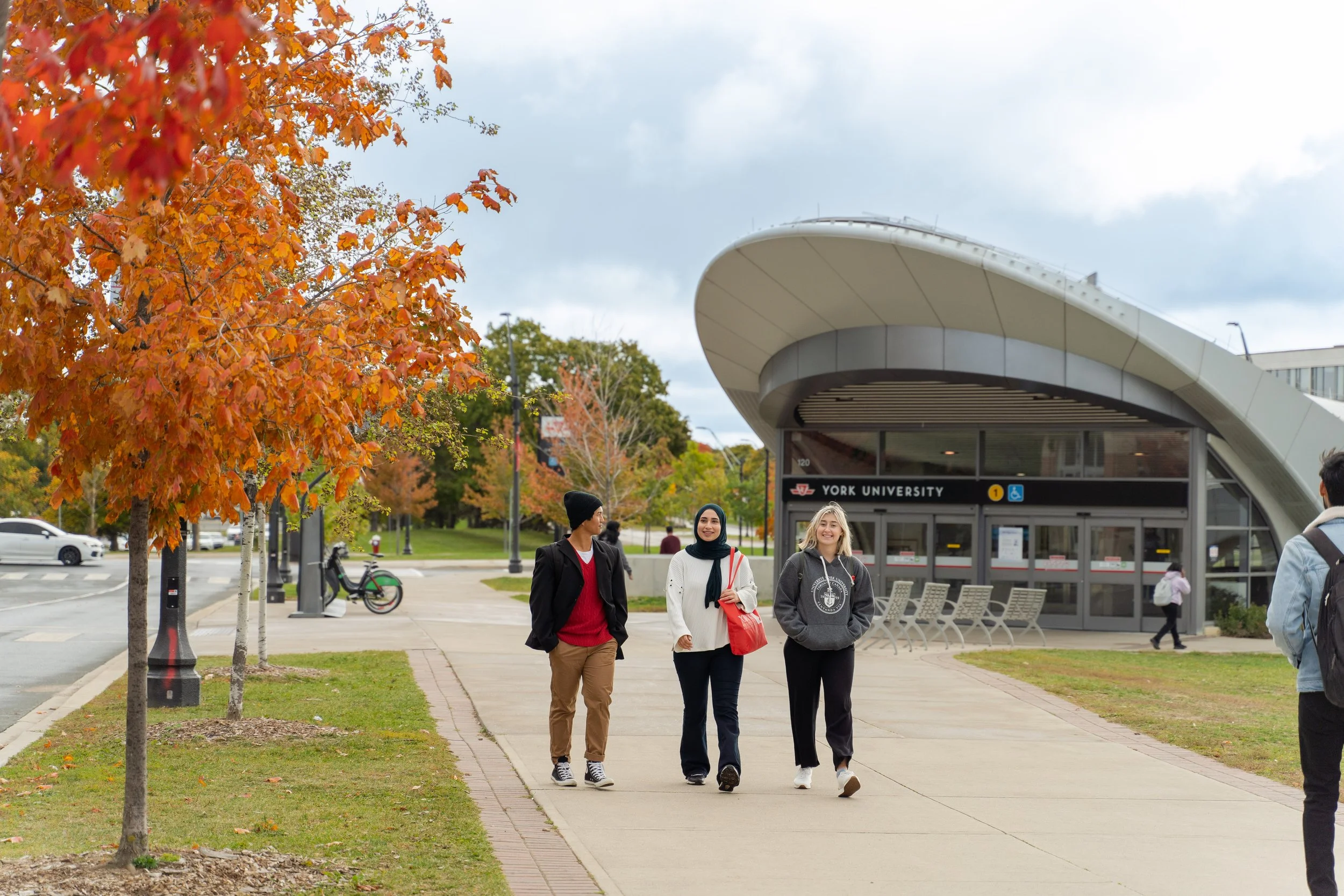 Students_YorkU Station_Fall (Oct 2022)-3.jpg