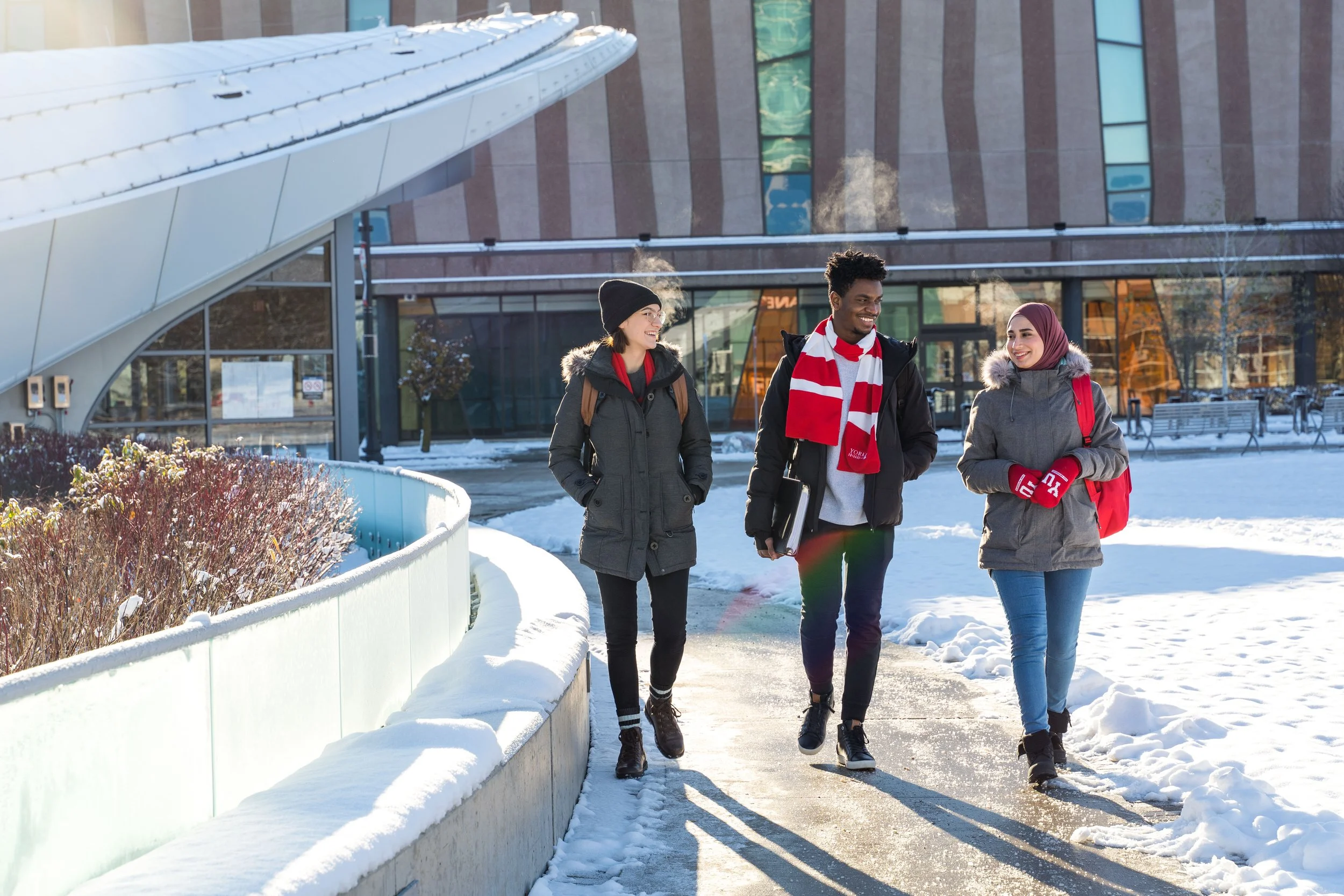 York U Station_Students Walking_Winter_Dec2021-3.jpg