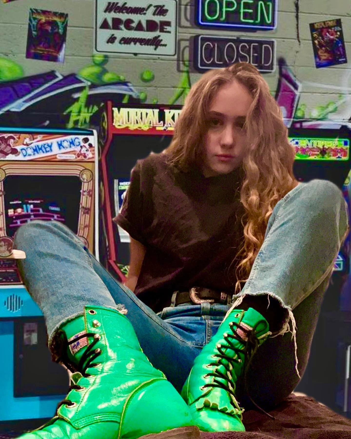 @fbi  PLEASE stop listening to me scream in my car. My ads. Are. F*cked. Up.