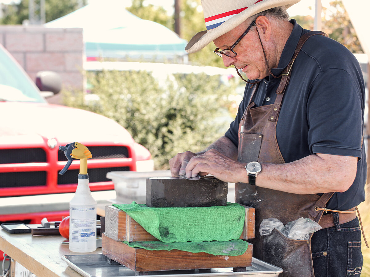 Knife-Guy-Route-One-Vendor.jpg