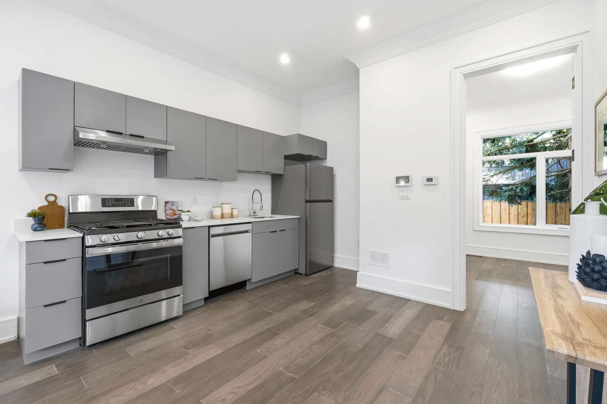 46-web-or-mls-49-wayland-ave.jpg