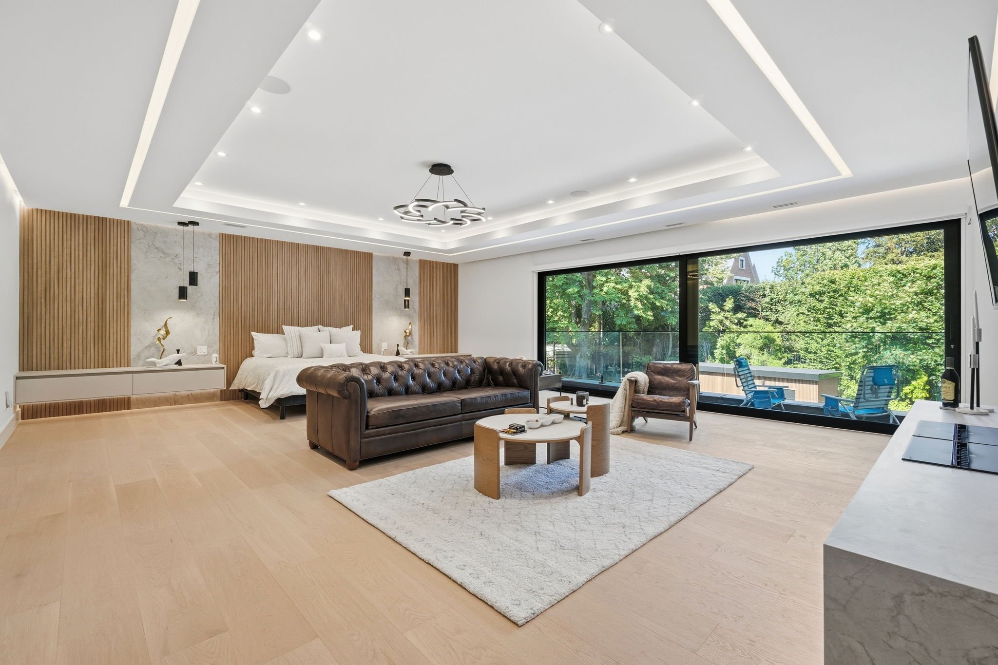 58-web-or-mls-35-riverside-blvd.jpg