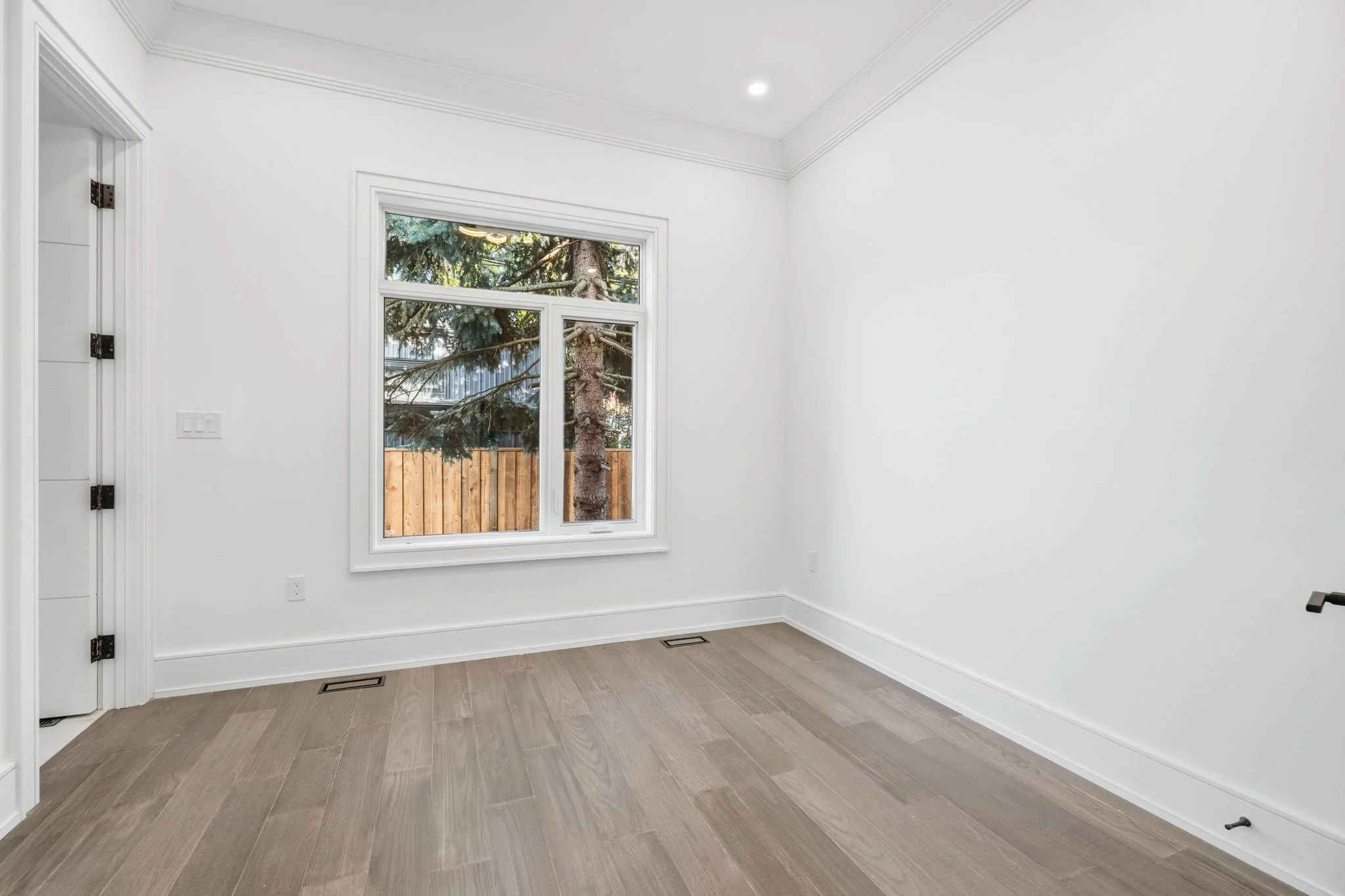 47-web-or-mls-49-wayland-ave.jpg