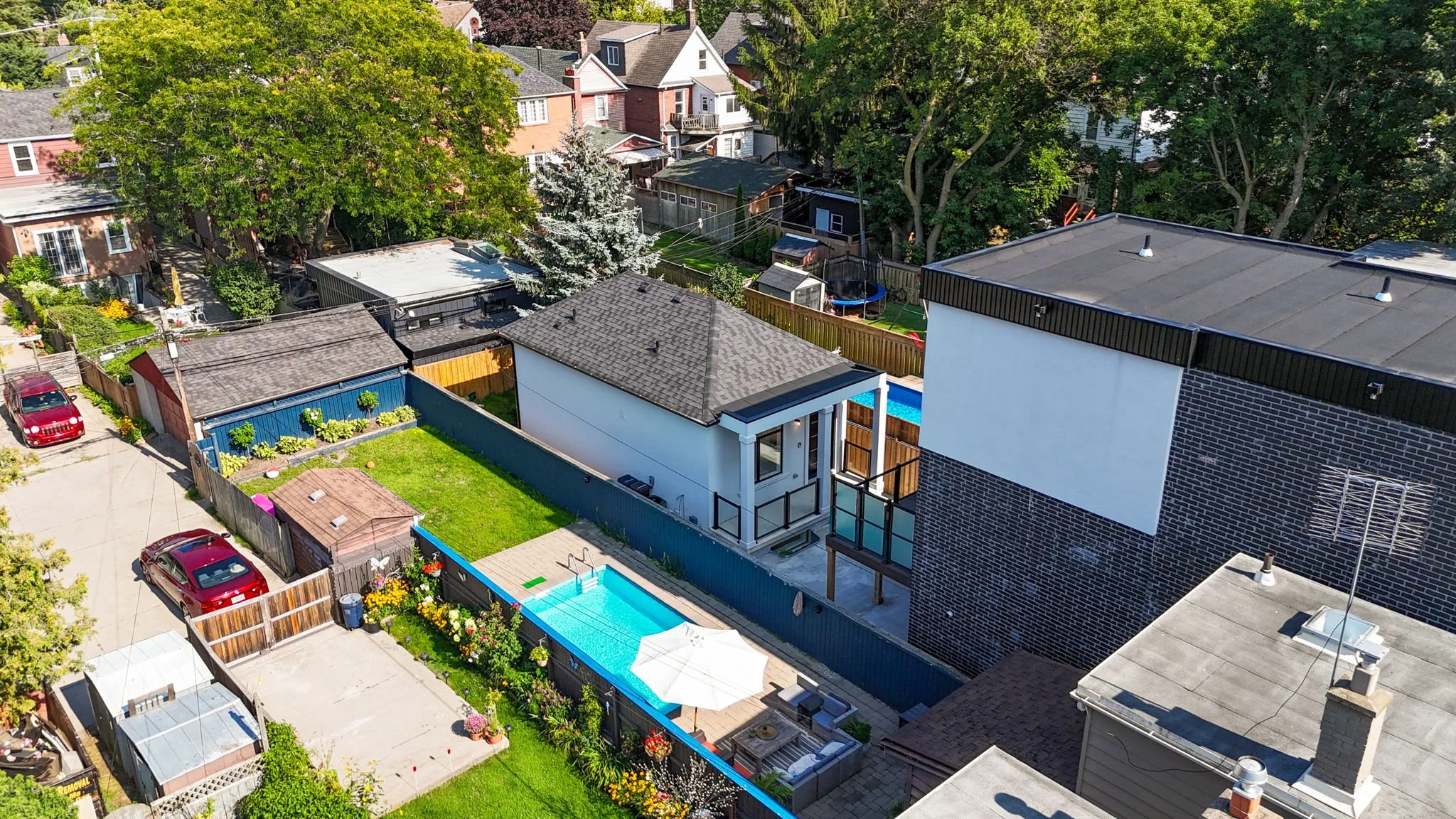 53-web-or-mls-49-wayland-ave.jpg
