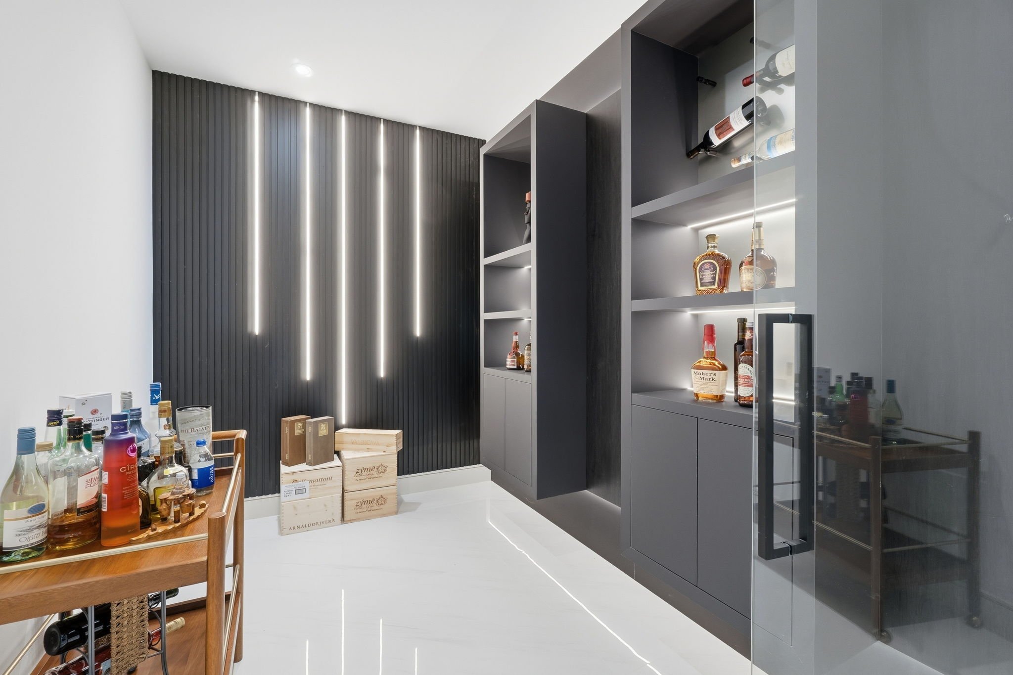 79-web-or-mls-35-riverside-blvd.jpg