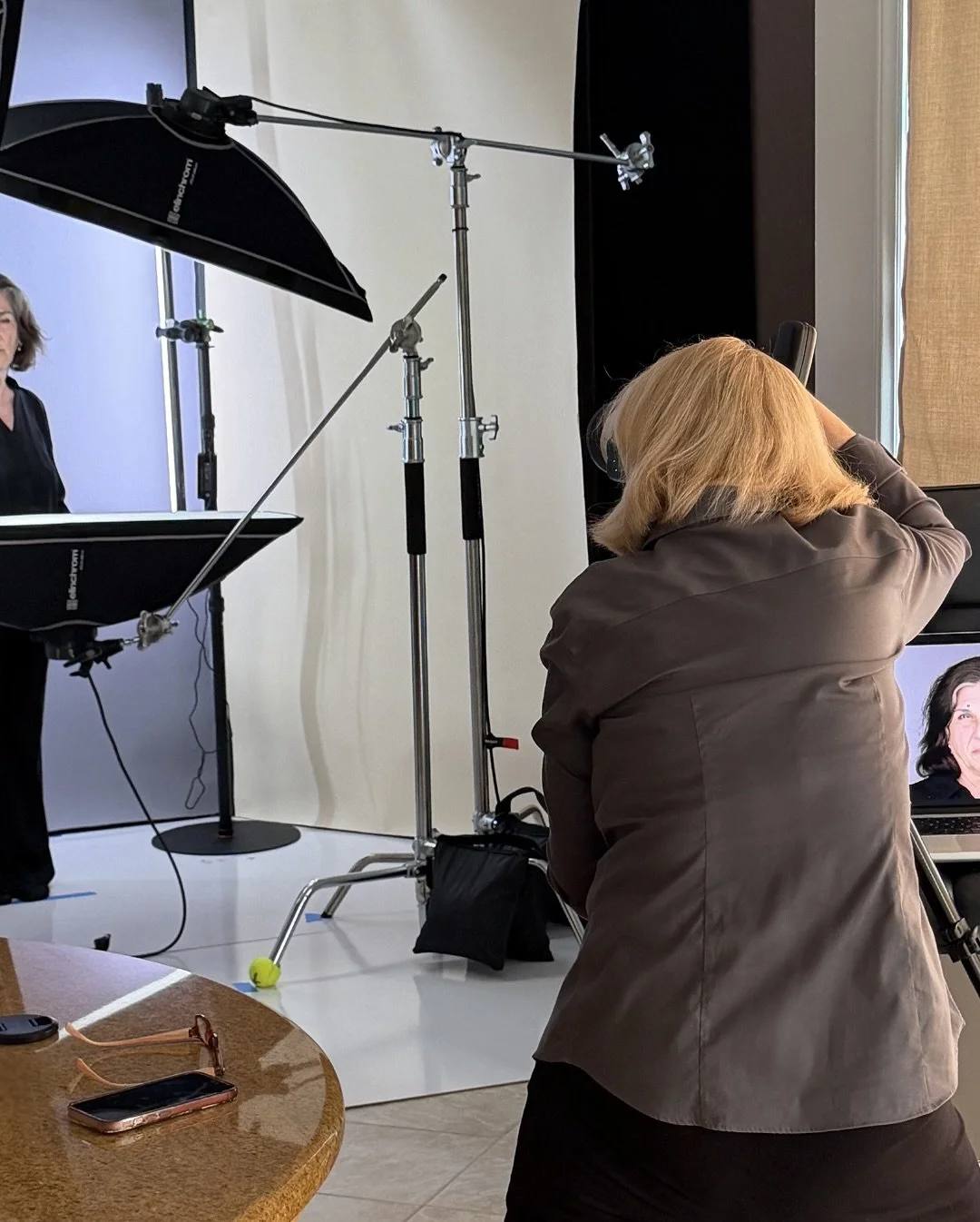 Something exciting is in the works... stay tuned!

#MeetingPlanner #EventProfs #AlleanzaMES #WomenInBusiness #EventsLife #EventsIndustry #ElevateYourExperience #Photoshoot