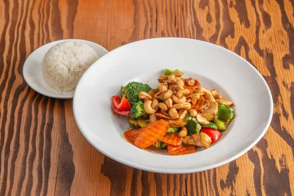 #61 Cashew Chicken