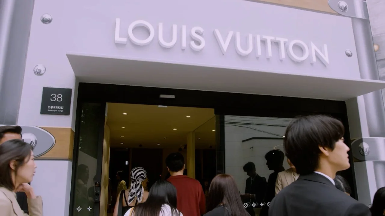 LV Pop Up - Seoul Cut 5_1.00_00_30_18.Still023.jpg