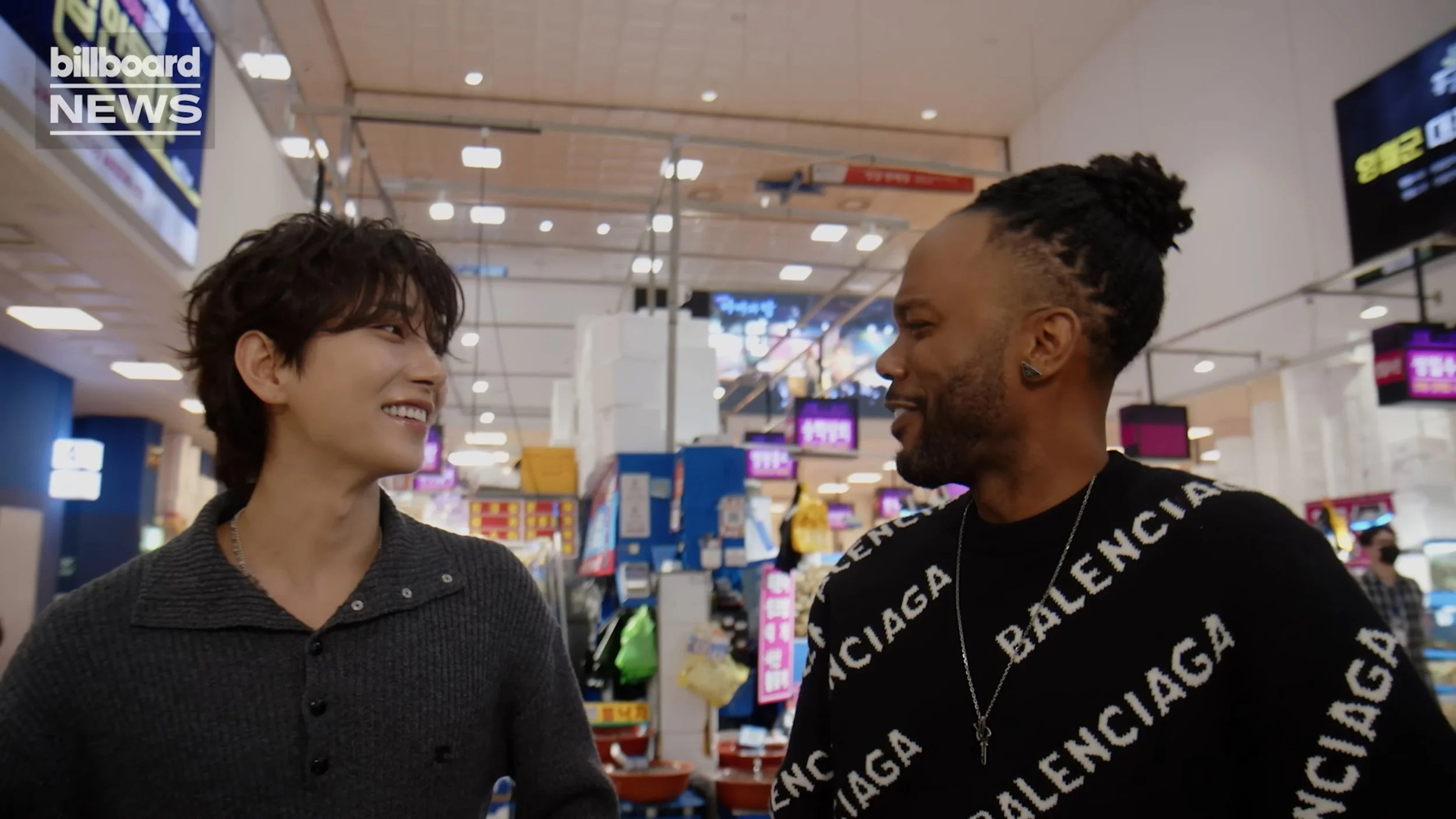 JOSHUA from SEVENTEEN Talks Solo Music, Signing W⧸ SEVENTEEN Over Korean Seafood ｜ Takes Us Out.00_03_19_07.Still005.jpg
