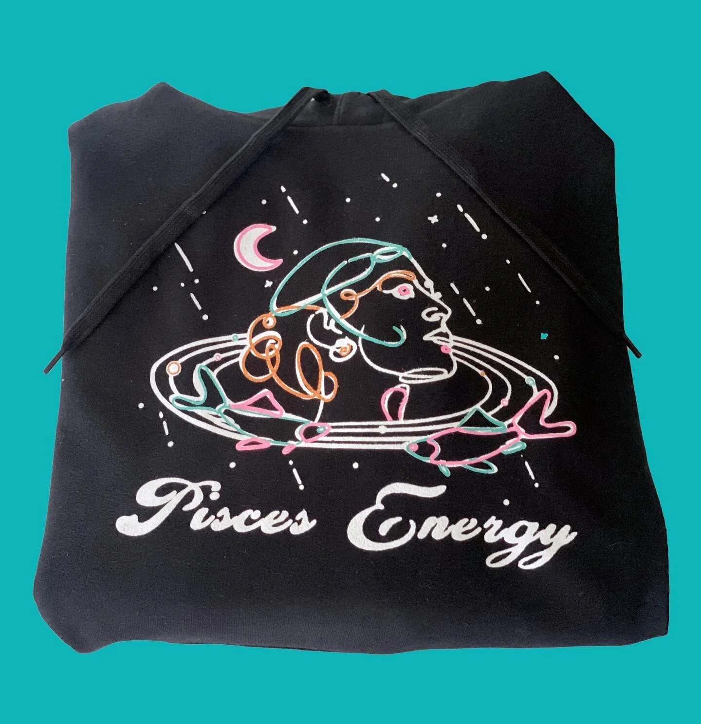 &ldquo;more fish in the high seas but she&rsquo;s a pisces&hellip;&rdquo;

not me tho 🥴 but y&rsquo;all alright with me.

custom hoodie with a touch of vintage 🤝 designed and printed in-house

#dilligafprints #dilligaf #screenprinting #screenprinti