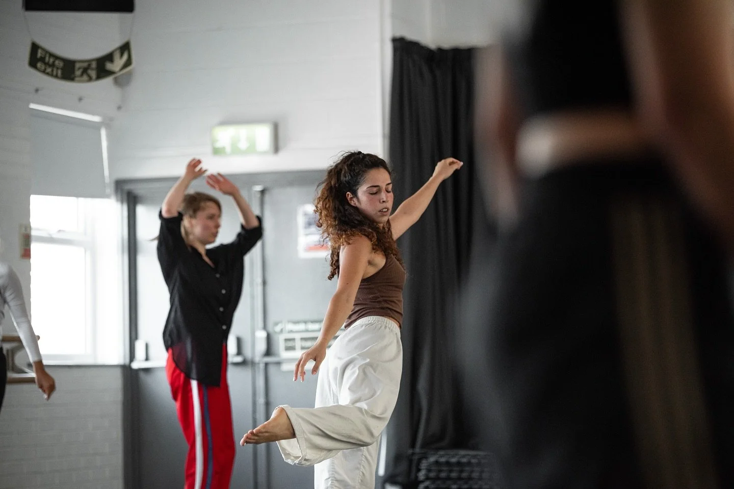 🍃✨ Looking for the secret to efficient and effortless movement? Join @ourilatiia 's class on May 13th and June 10th and unlock new dance potentials!

Let Tiia Ourila guide you through a playful exploration of movement, accompanied by the dynamic rhy