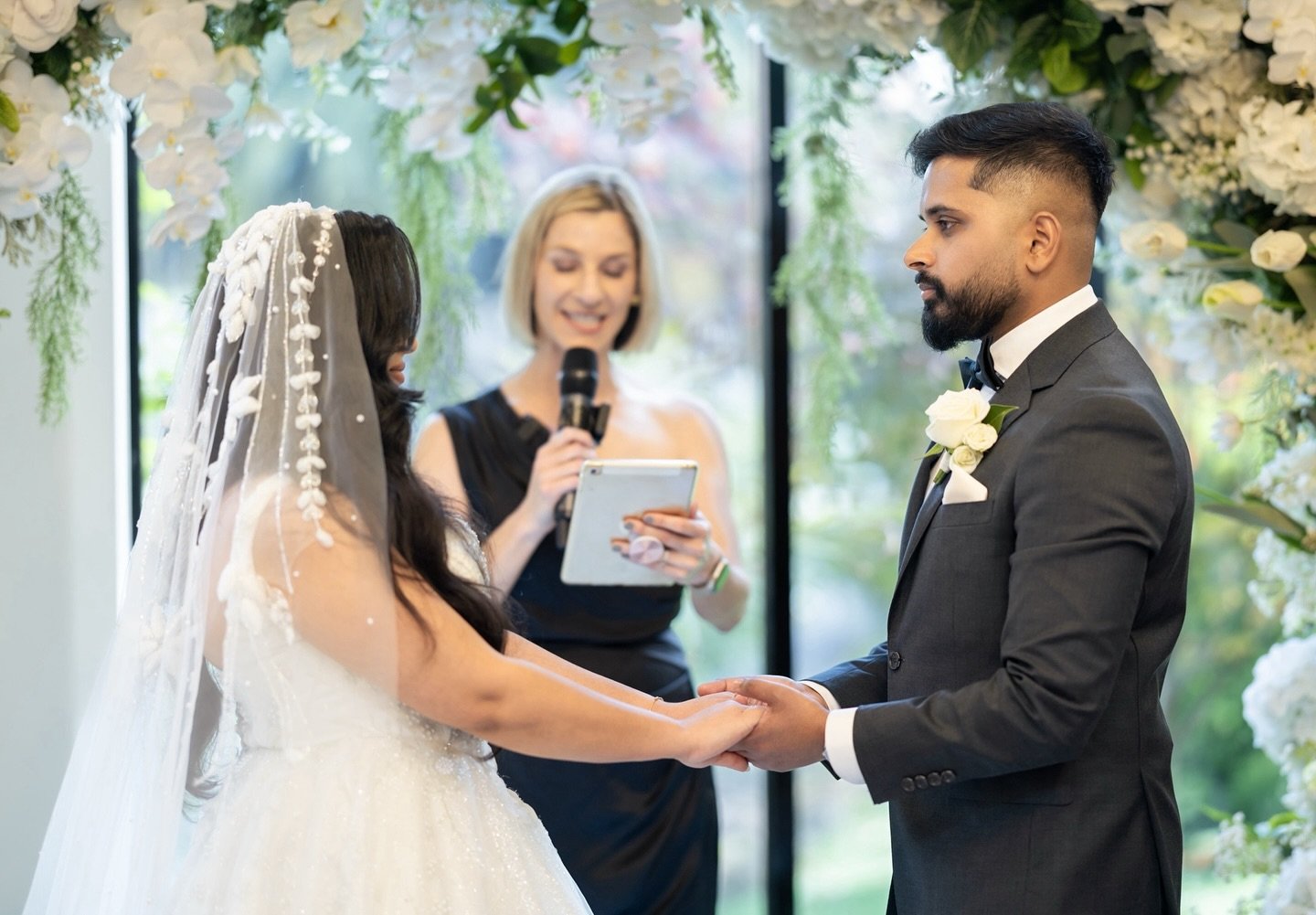 Congratulations and celebrations to Olivia and Gokul on their one year wedding anniversary. A beautiful ceremony. 

Thank you to the gorgeous bride, Olivia @liv_manchu  for sharing these beautiful pictures in honour of their day ❤️ 20.10.2024

#melbo