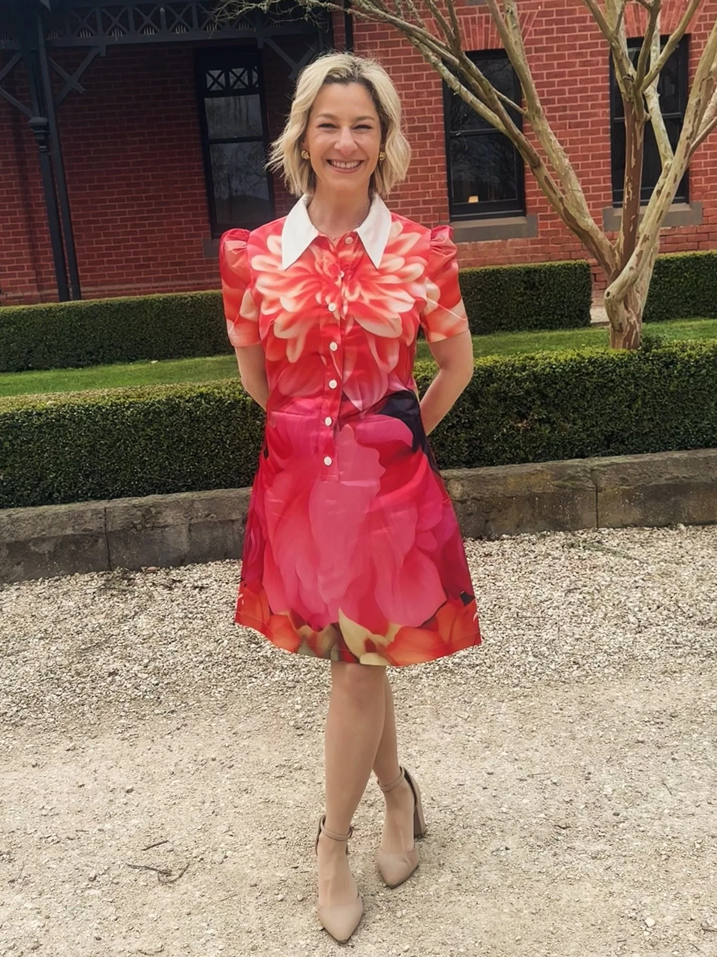 November! You&rsquo;re here!
One of the busiest months of my wedding season.

October, you were fabulous with a spectacular collection of weddings and a family holiday, now let&rsquo;s get down to business!

You&rsquo;ll find me at marrying beautiful