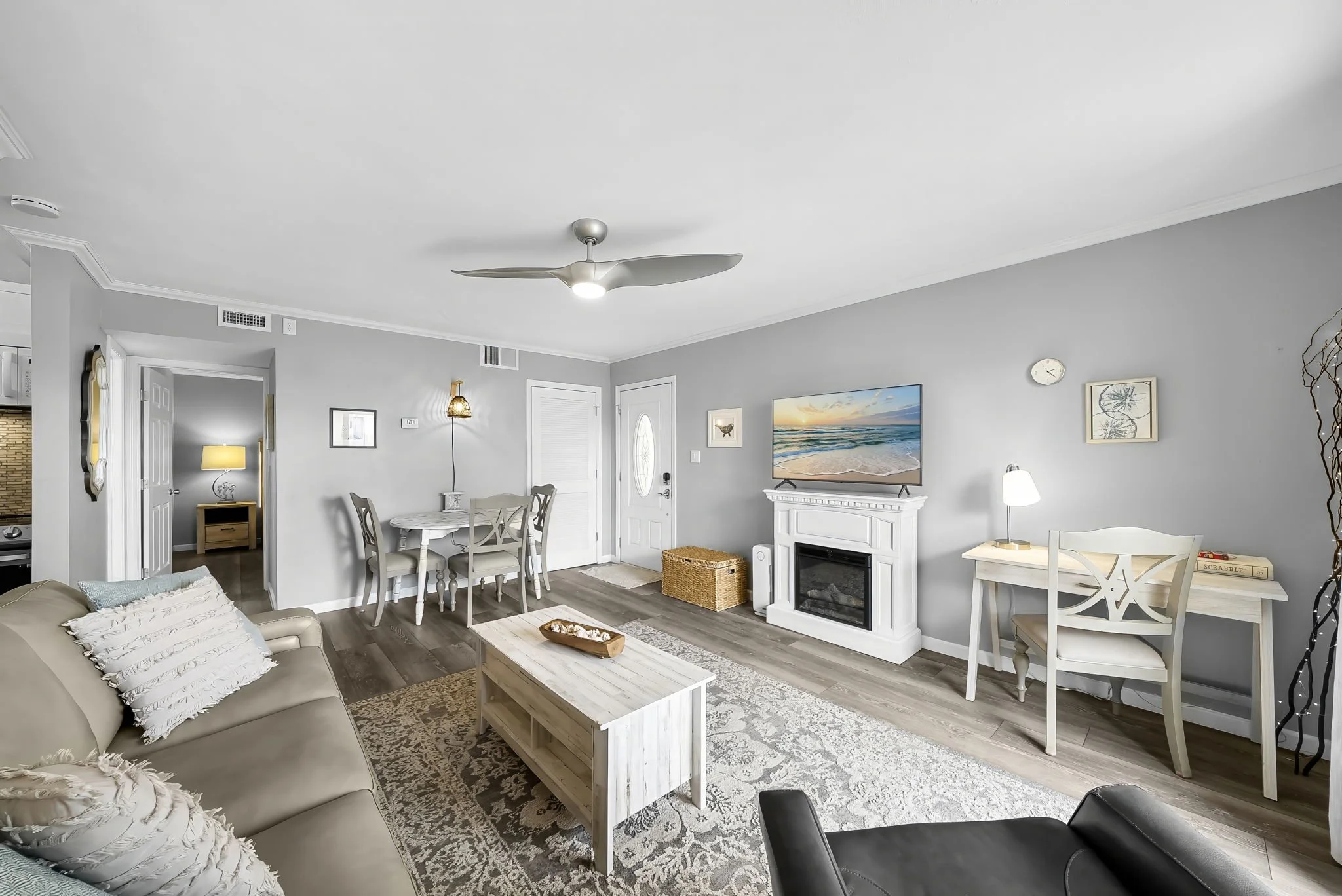 2-web-or-mls-17462 Front Beach Rd 10 C3-7.jpg