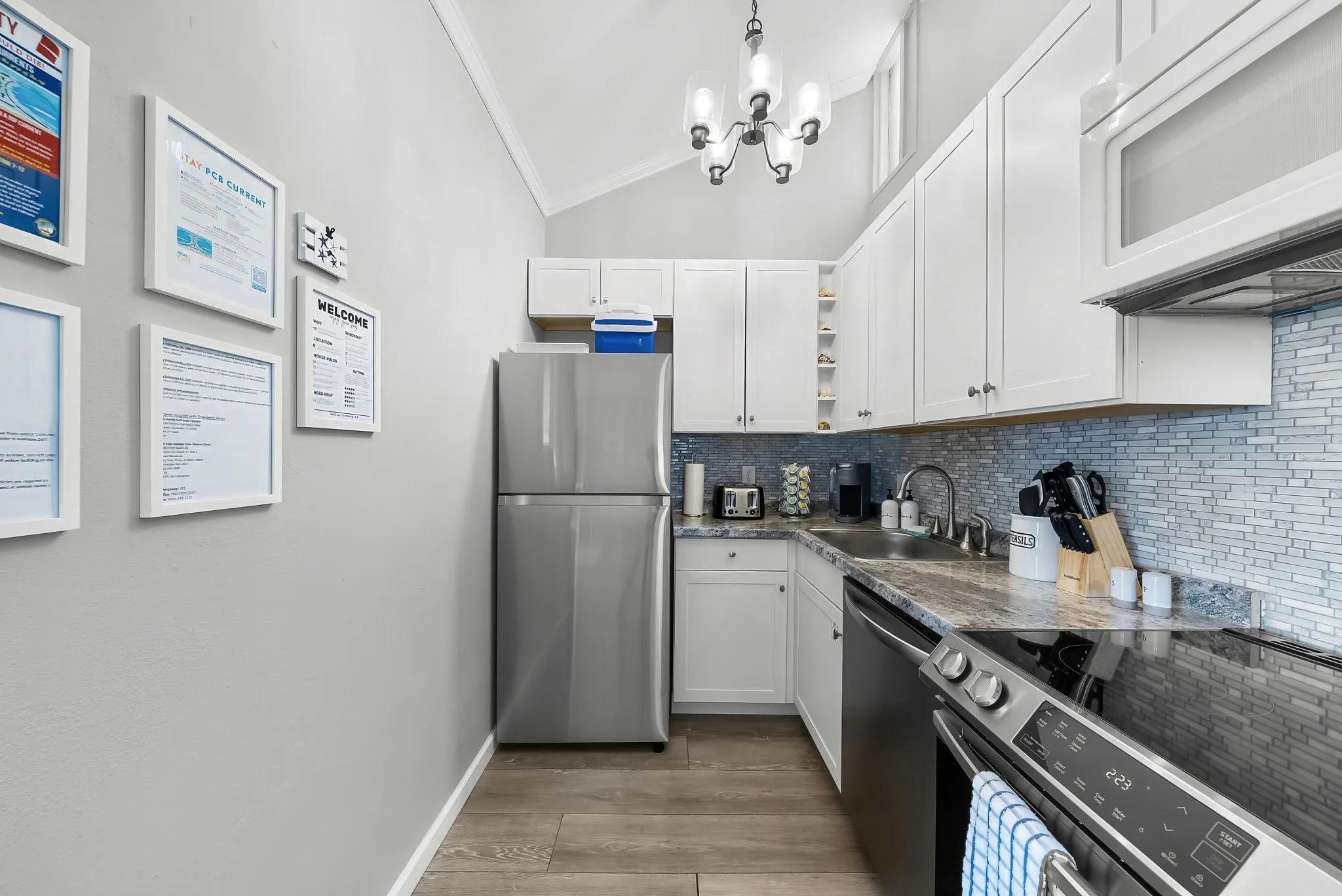 9-web-or-mls-17462 Front Beach Rd 10 C3-10.jpg