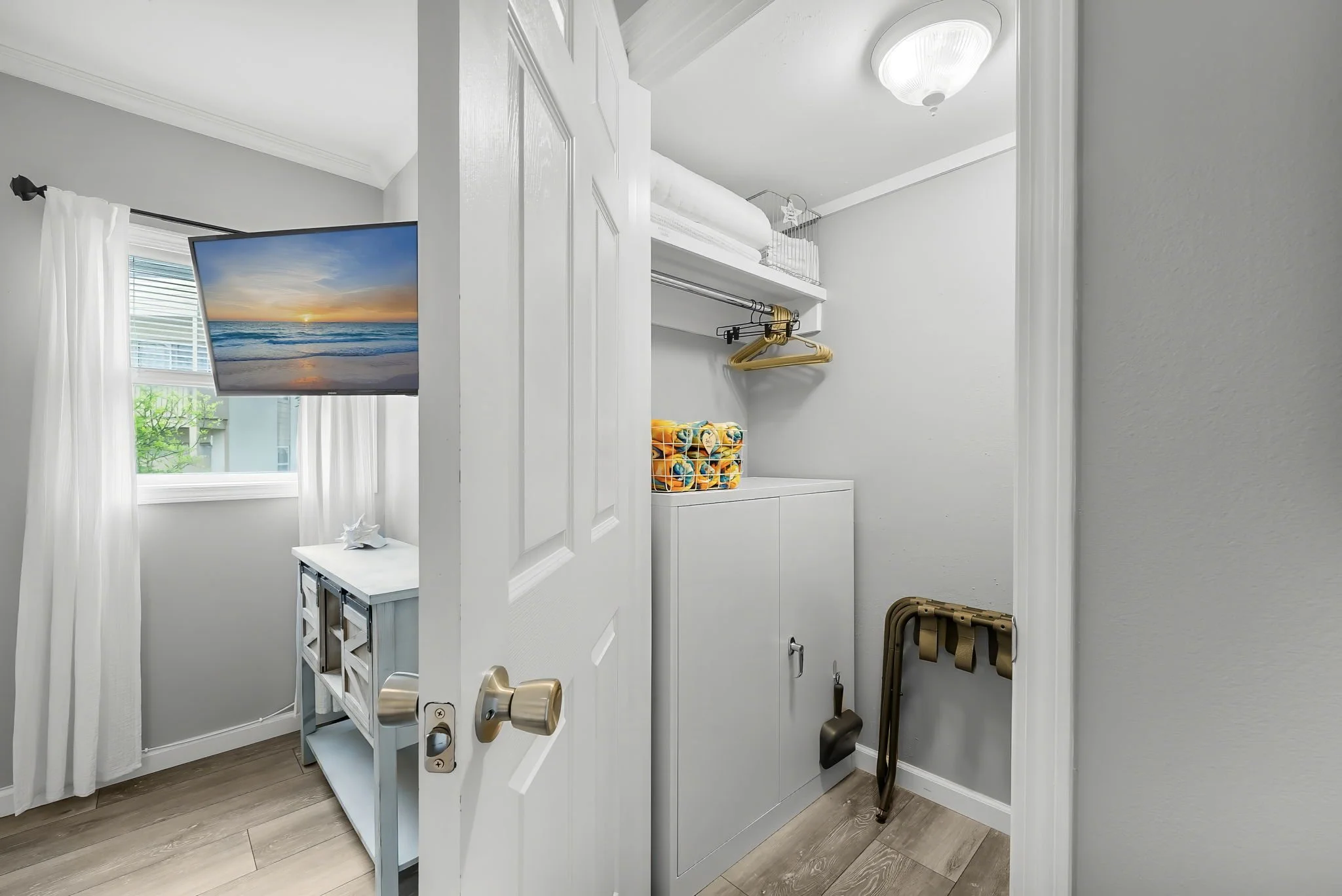 16-web-or-mls-17462 Front Beach Rd 10 C3-14.jpg