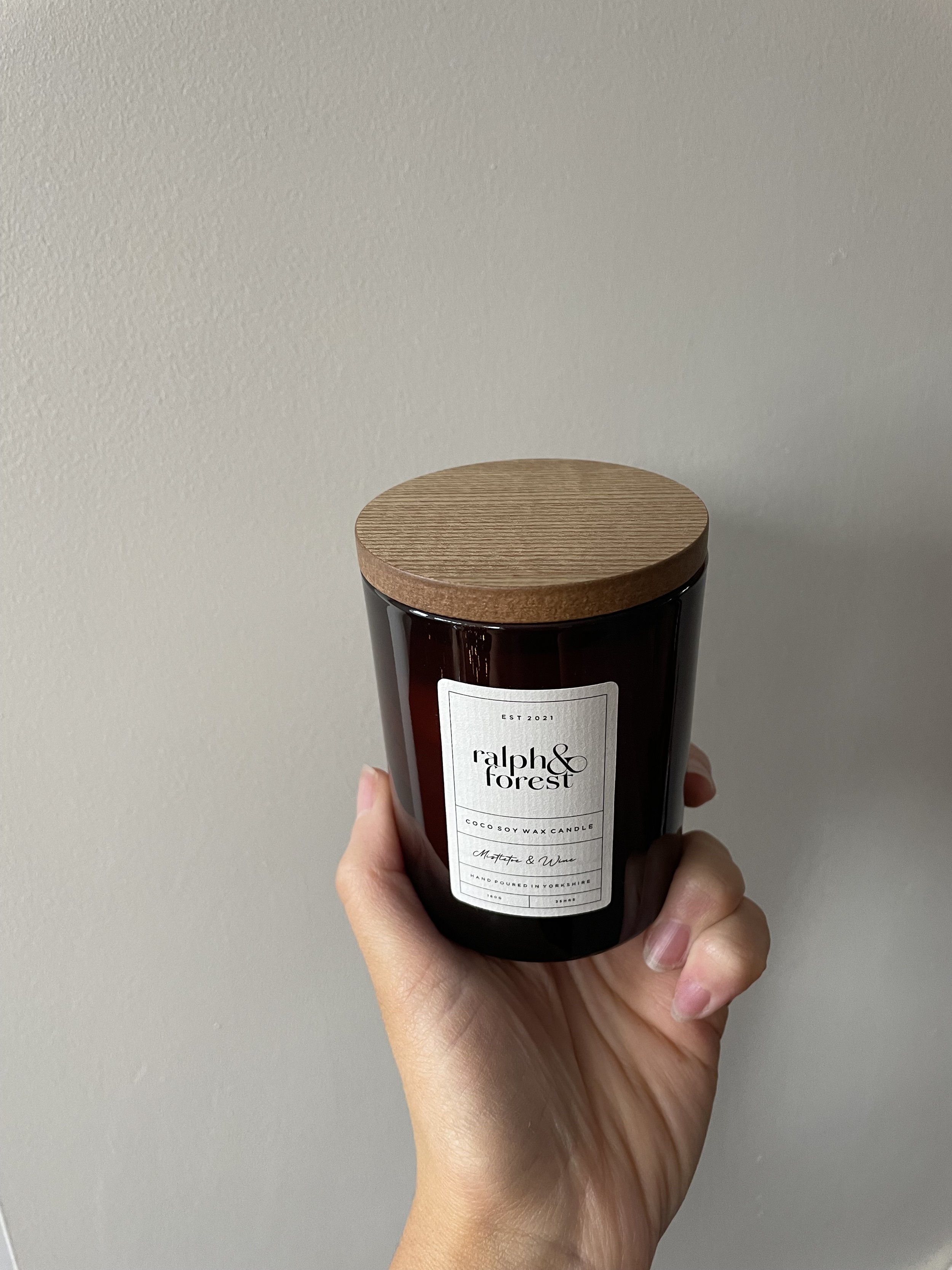 mistletoe & wine small candle.jpeg