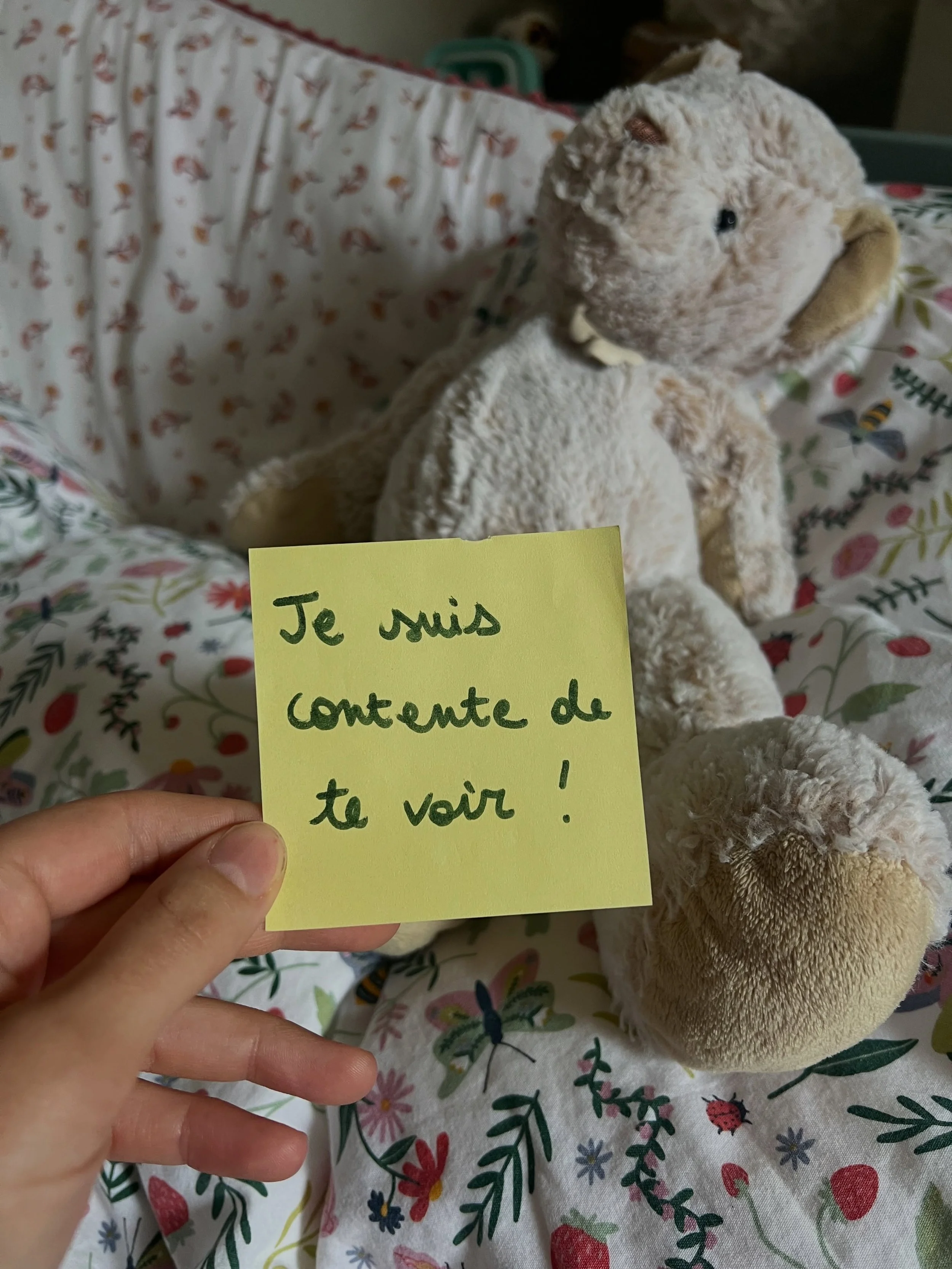 Petites phrases &agrave; dire &agrave; un enfant grognon au r&eacute;veil! ⏰ 

&Eacute;crivez PHRASES pour ma liste de 10 phrases essentielles &agrave; dire &agrave; vos enfants au quotidien.