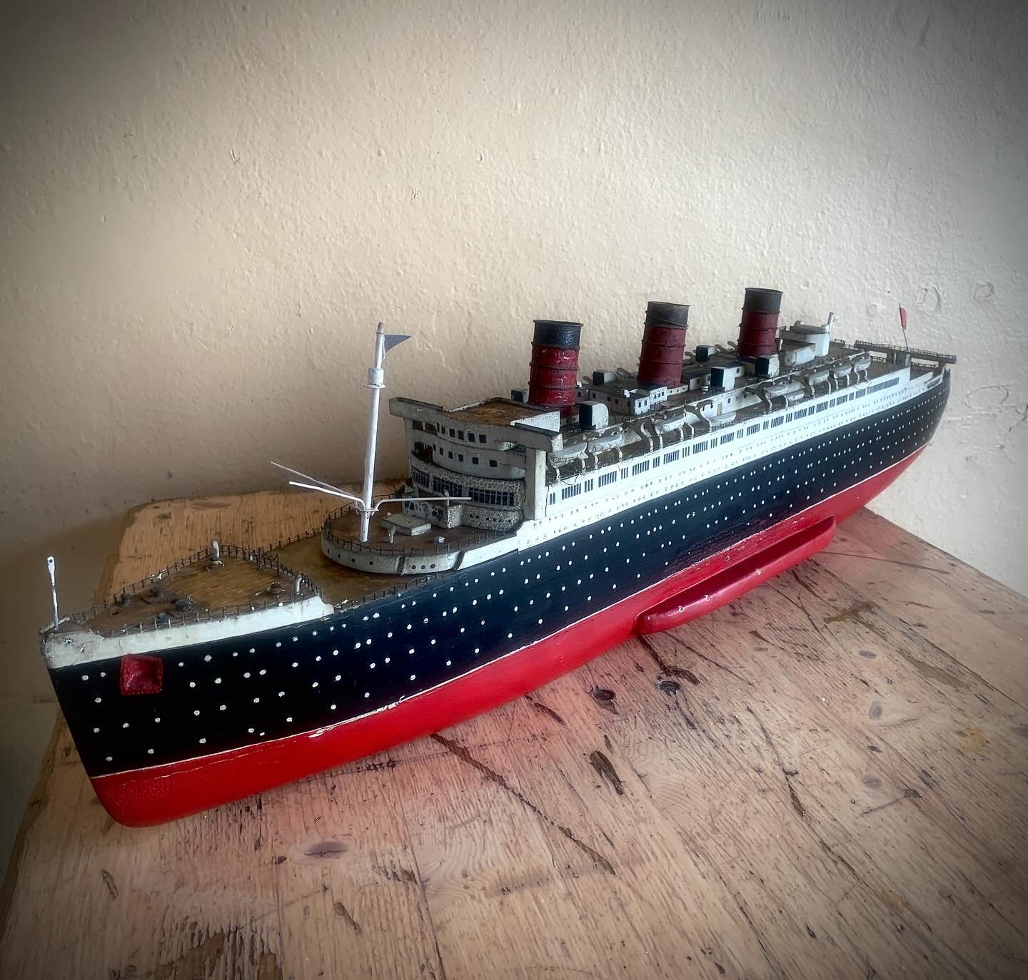 Not the Titanic. Nicely done scratch built model of a  CV liner. Someone&rsquo;s labour of love.
#ships
#boats
#modelships
 #scratchbuilt 
#scratchbuiltship 
#vintage
#comeonmyboat