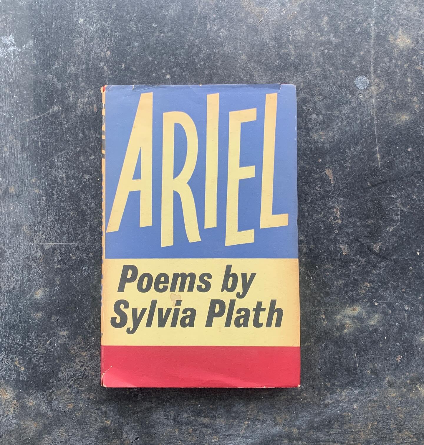 First edition of Ariel by Sylvia Plath. Iconic book by an iconic woman. One of the most important works of poetry of the twentieth century. Bit of a big deal.
#plath
#sylviaplath 
#poetry
#womenpoets 
#womenpoetry
#verse
#firstedition 
#rarebooks
#mo