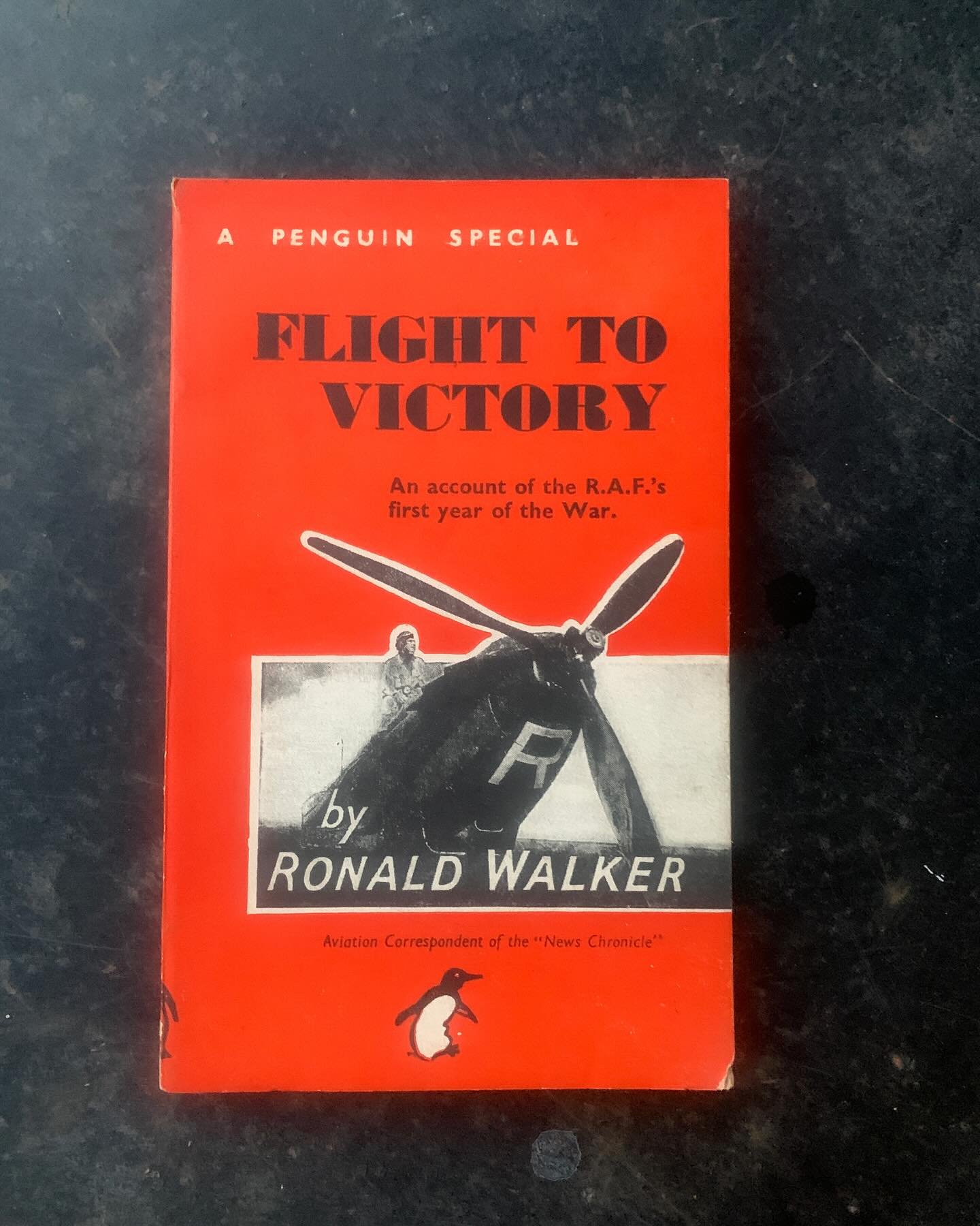 1940 Penguin Special, Flight to Victory. Fantastic condition, super rare piece of WW2 history.
#ww2
#battleofbritain 
#thefew
#raf
#militaria
#aviation
#ww2aviation