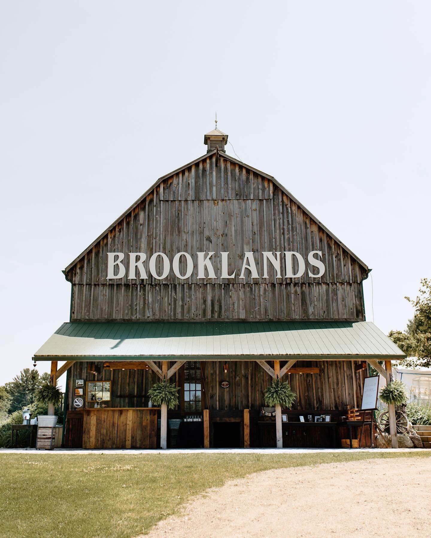 A Brooklands Farm wedding. 
&bull;
&bull;
&bull;
On assignment for @evelynbarkey