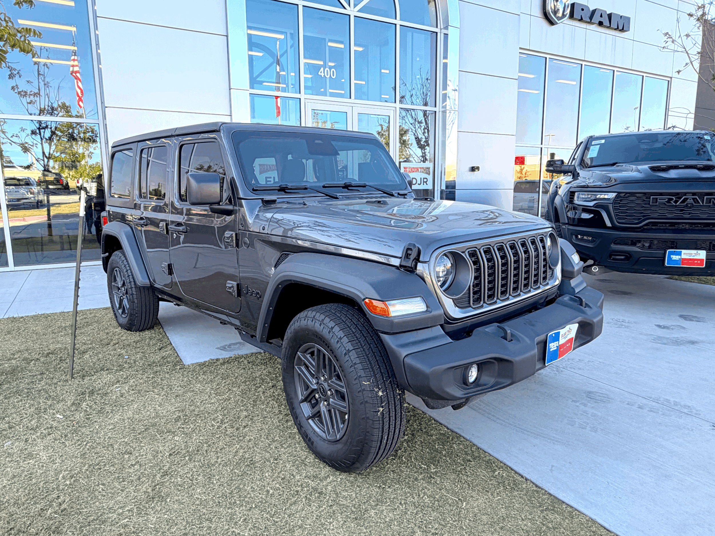 2026 Jeep Wrangler Sport 4x4
