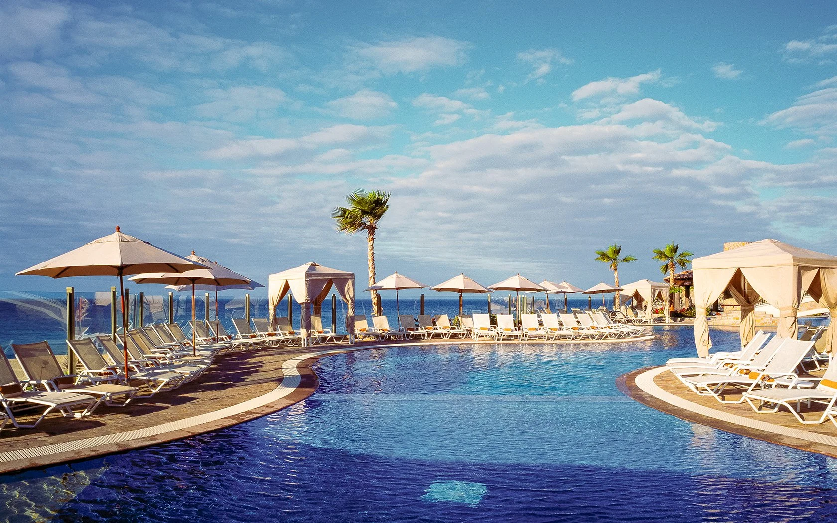 Sunset-Beach-2-Pool.jpg
