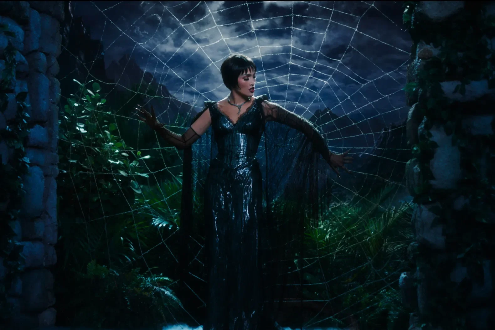 Kiss of the Spider Woman: A Meta-Musical That Strangles On Its Own Threads