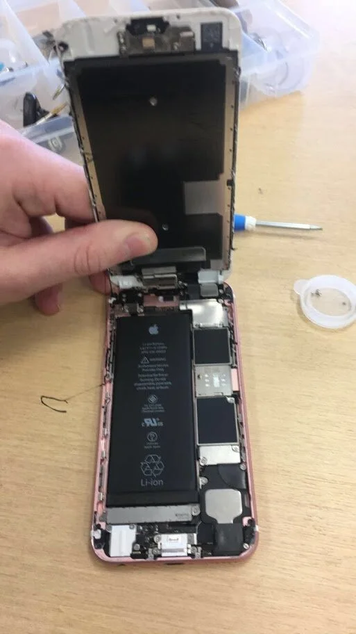 About Me — Phone Repair Guru
