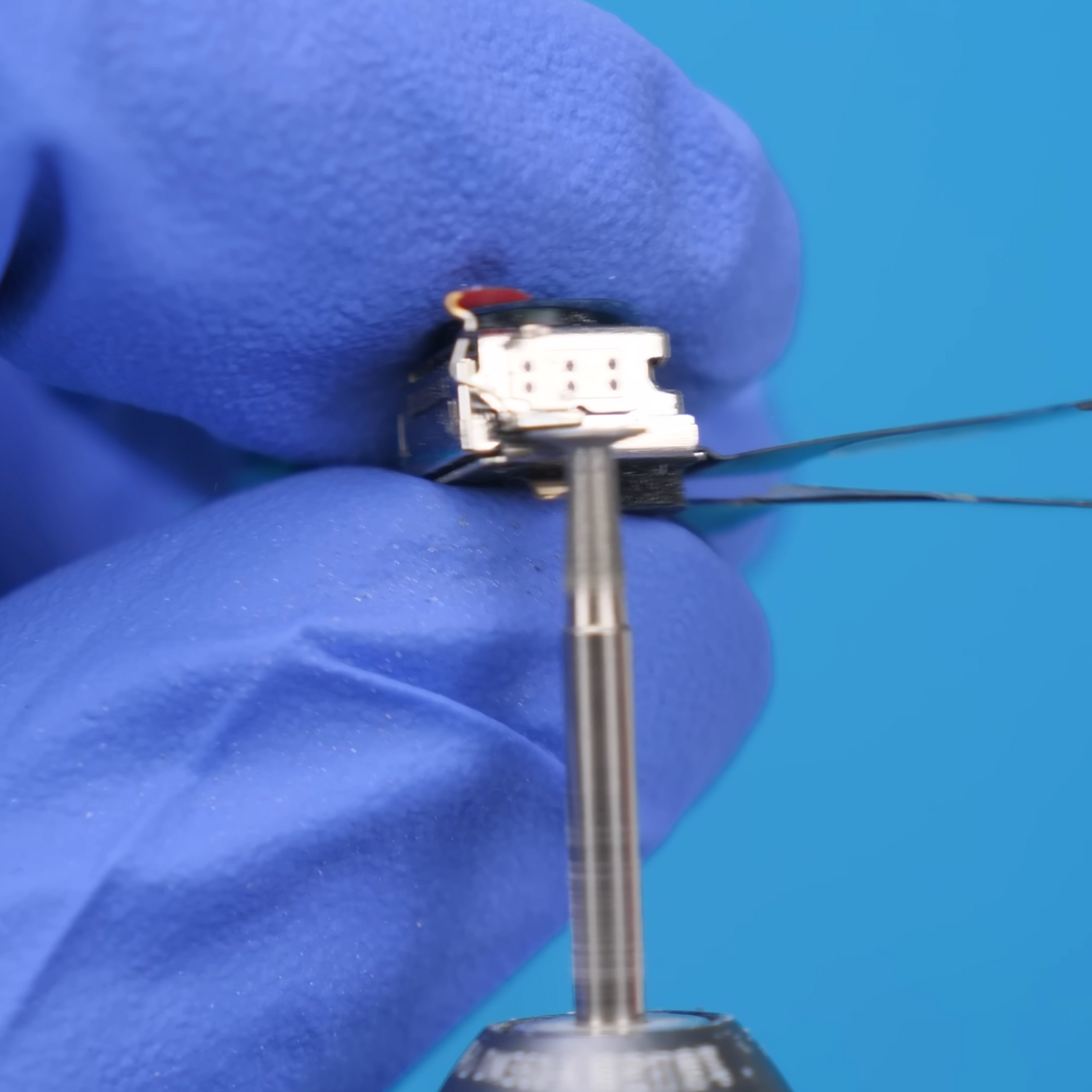 How to Replace Your iPhone’s Front Camera Without Breaking Face ID ...